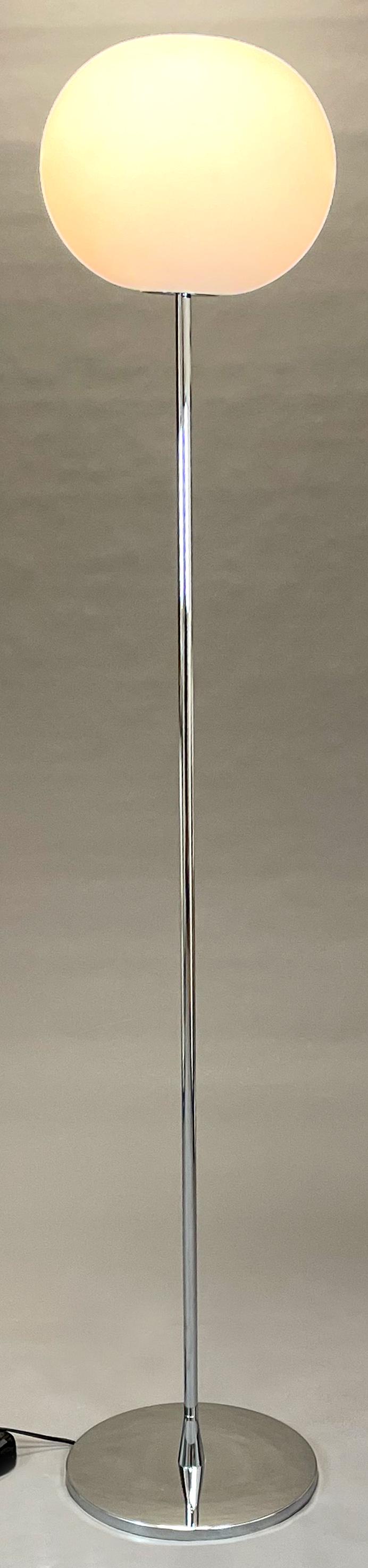 Jasper Morrison floor lamp "GLO BALL F2 Chromo" by Flos (Italy). (1 of 6)