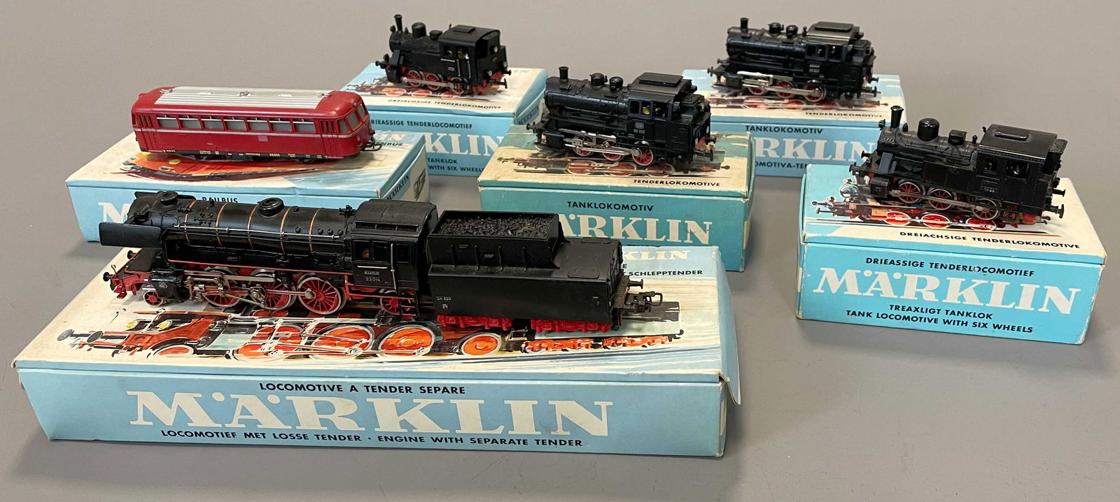 6-piece set from Märklin Eisenbahn. H0 Trace. (1 of 16)