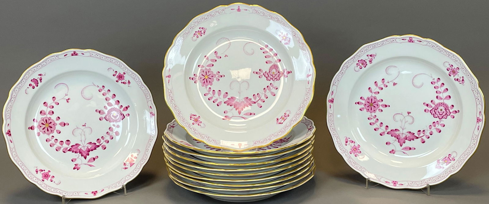 12 Speiseteller Meissen. 3. Wahl. Dekor "Indisch Purpur". (1 of 13)
