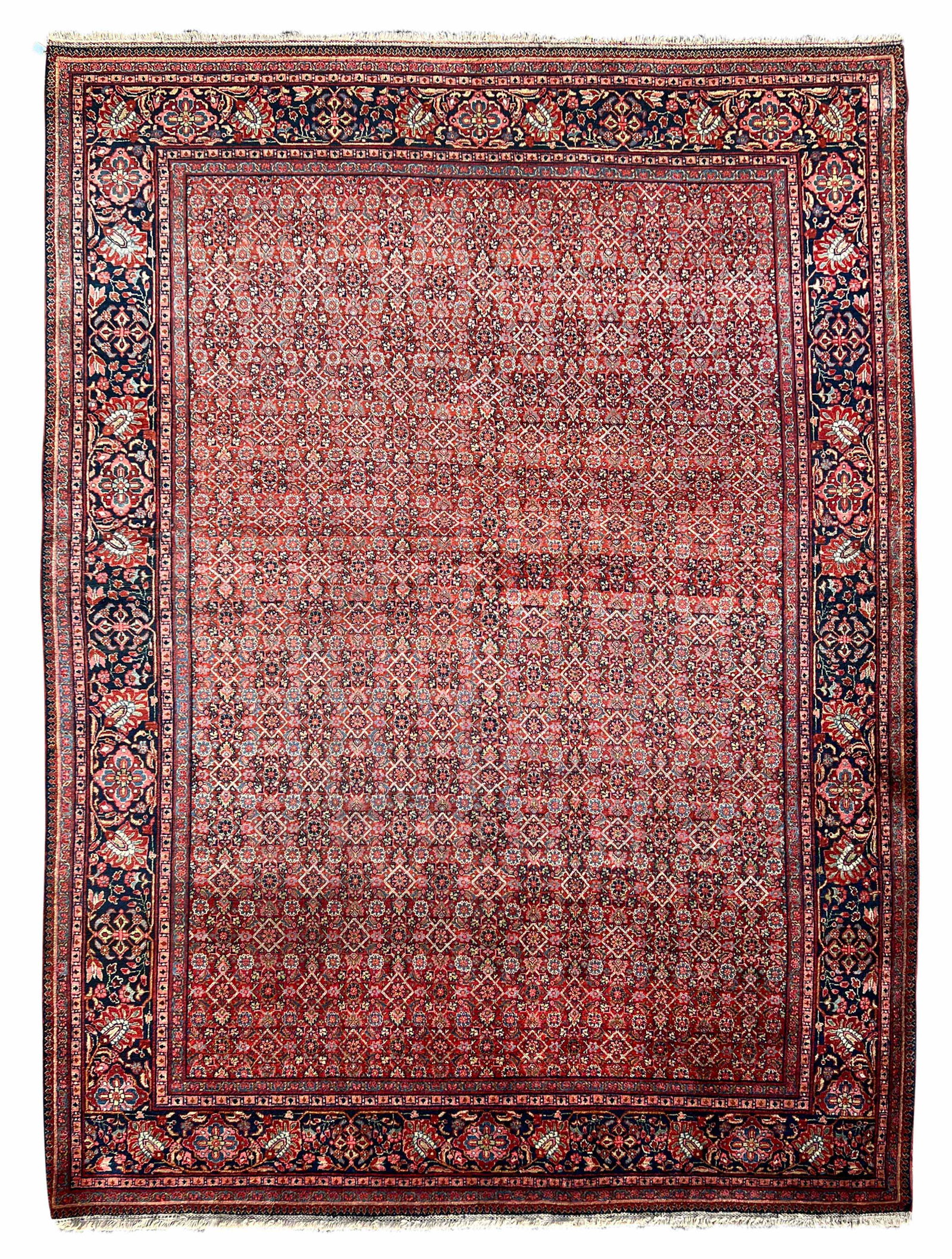 Täbriz. Orientteppich. Antik. Um 1920. Durchgemustert. - Tabriz. Oriental carpet. Antique.: Circa 370 cm x 284 cm. Orientteppich. Handgeknüpft. Kategorie: Teppiche und Textilien. Approx. 370 cm x 284 cm. Oriental carpet. Hand knotted. Category: Carpets and textiles.