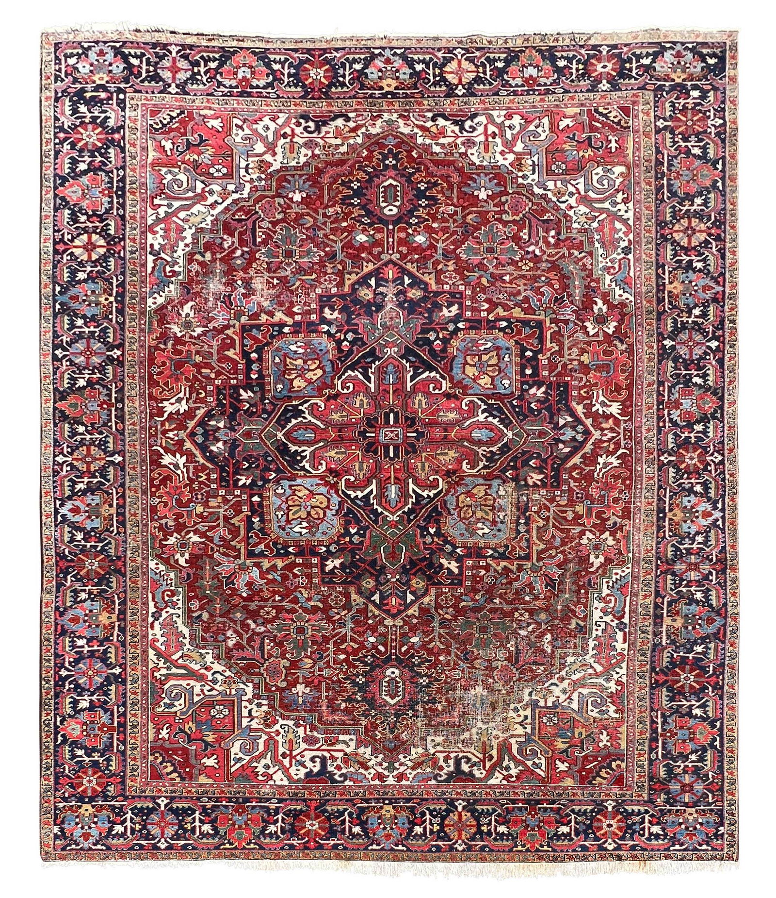 Heriz. Oriental carpet. Around 1910. (1 of 17)