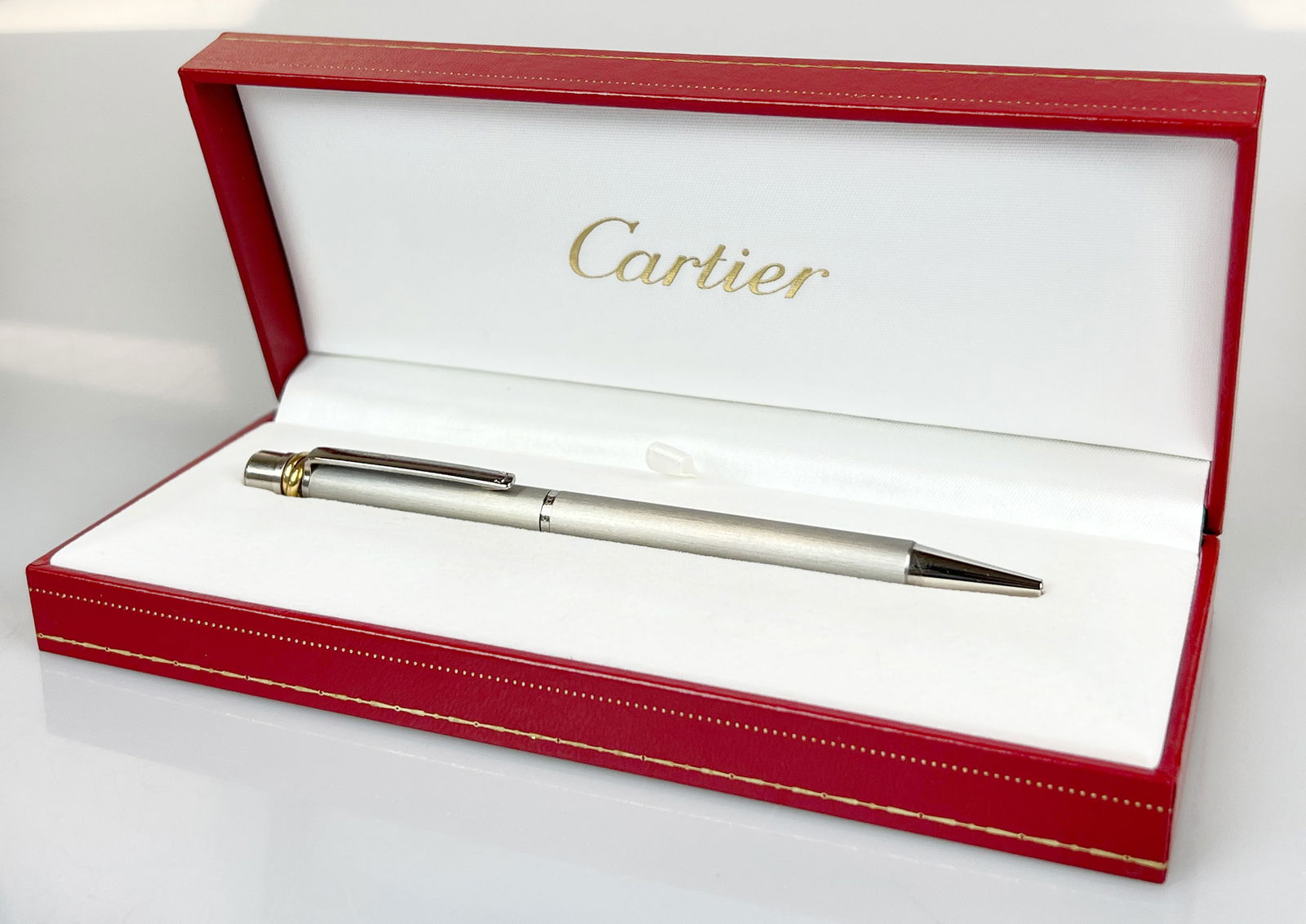 CARTIER ball pen. (1 of 7)