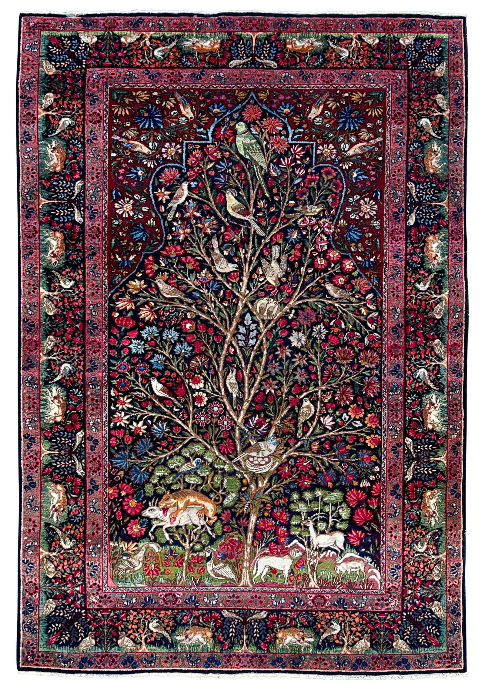 Kirman. Oriental carpet. 1st half 20th century. (1 of 15)