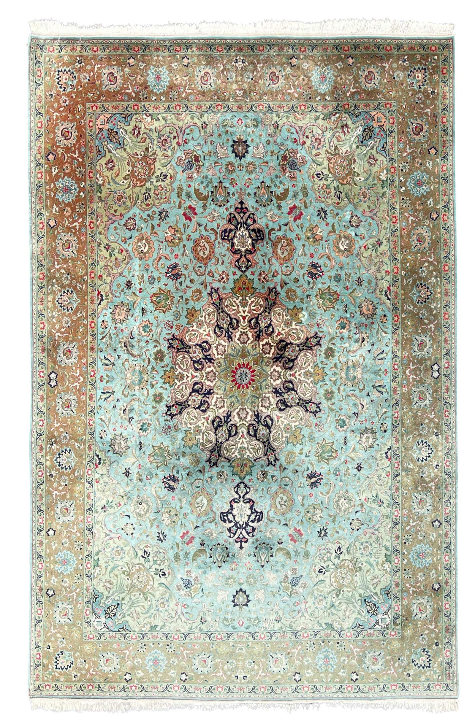 Tabriz. Oriental carpet. Very fine weave. Rare pistachio green. (1 of 19)