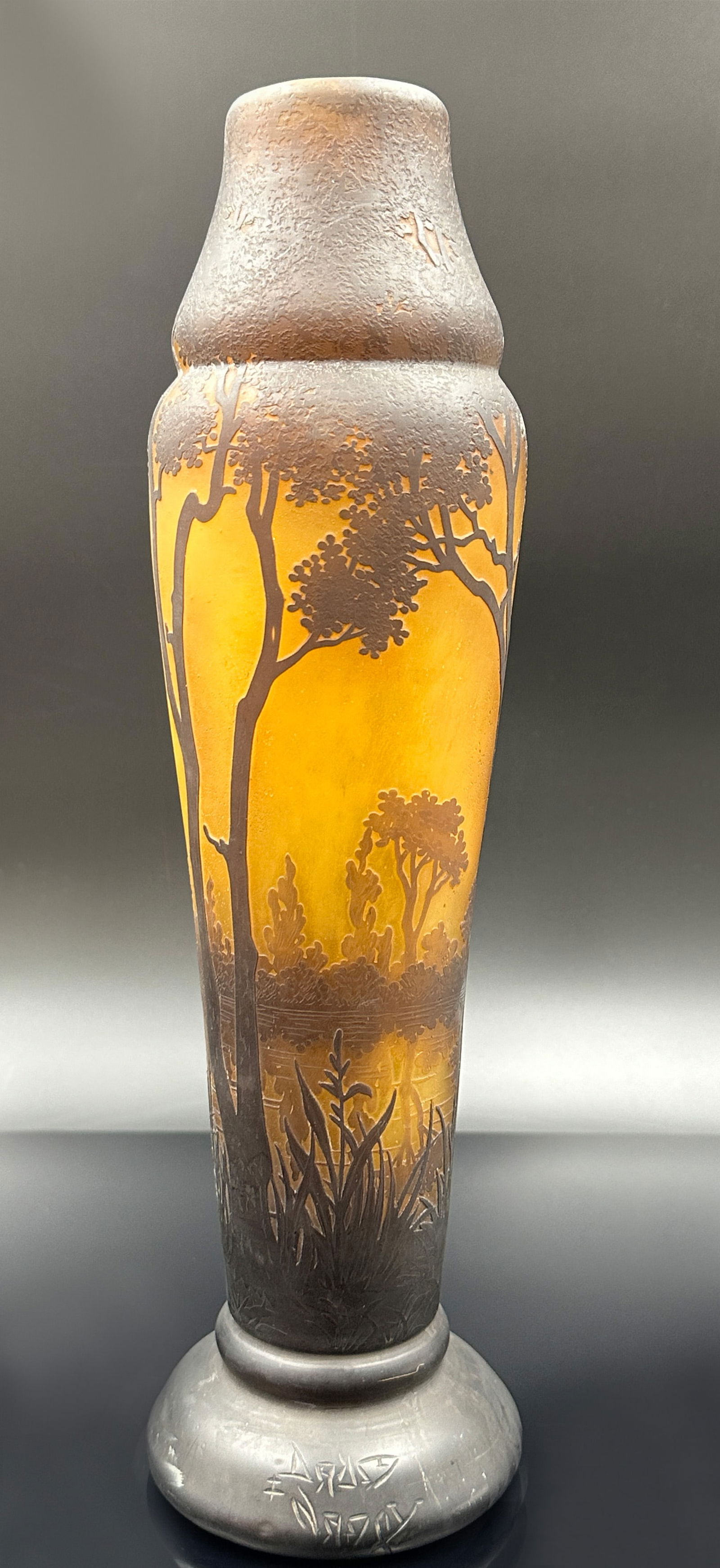 Große Vase. DAUM Nancy. Um 1900.  |  Large vase. DAUM Nancy. Around 1900. (1 of 9)