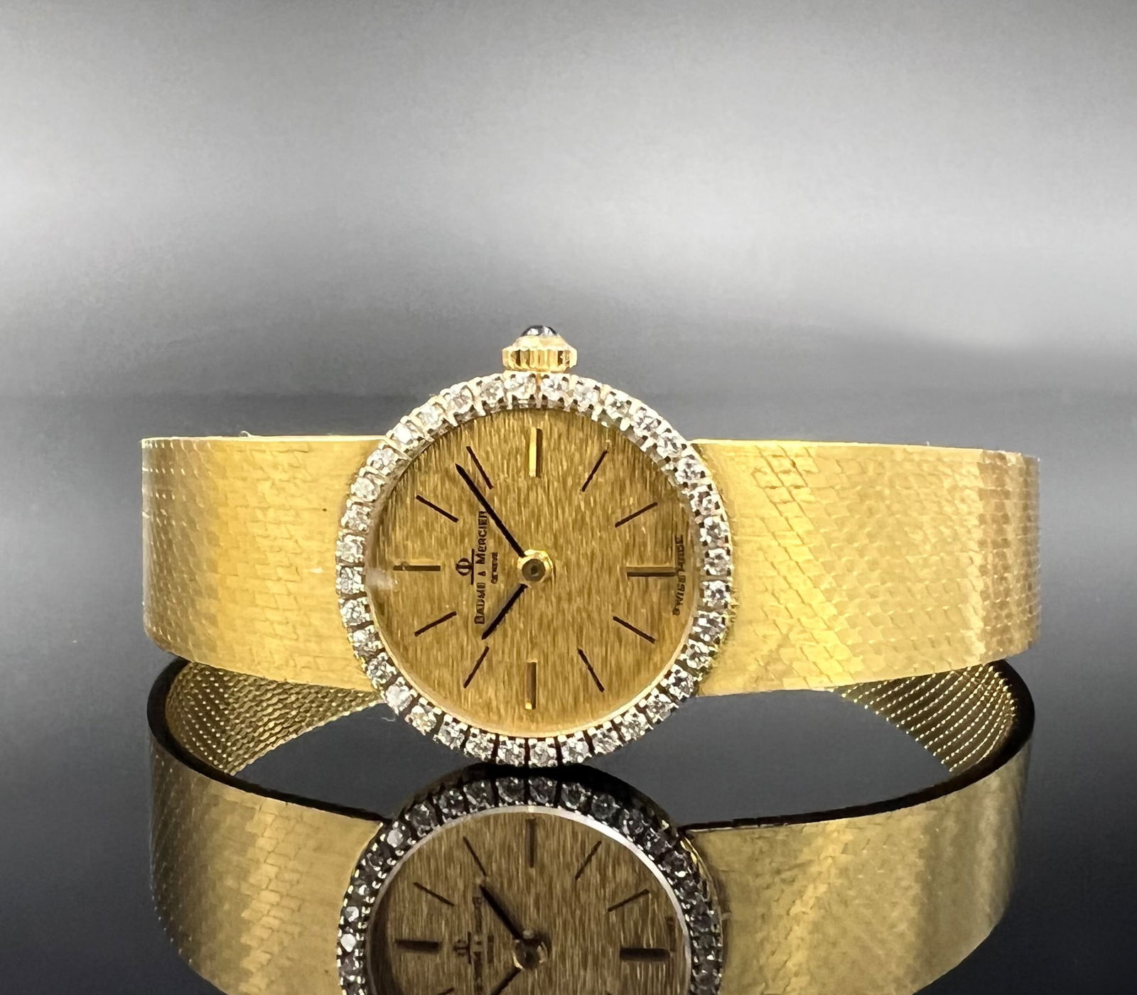 Damenarmbanduhr BAUMEN & MERCIER. 750 Gelbgold mit Diamanten.  |  Baumen & Mercier ladies' (1 of 8)