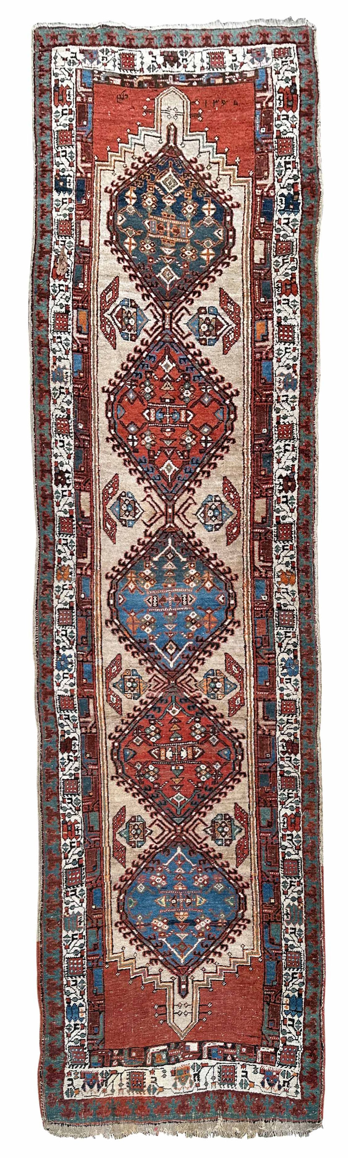 Sarab. oriental carpet. Circa 1900, signed and dated. (1 of 10)