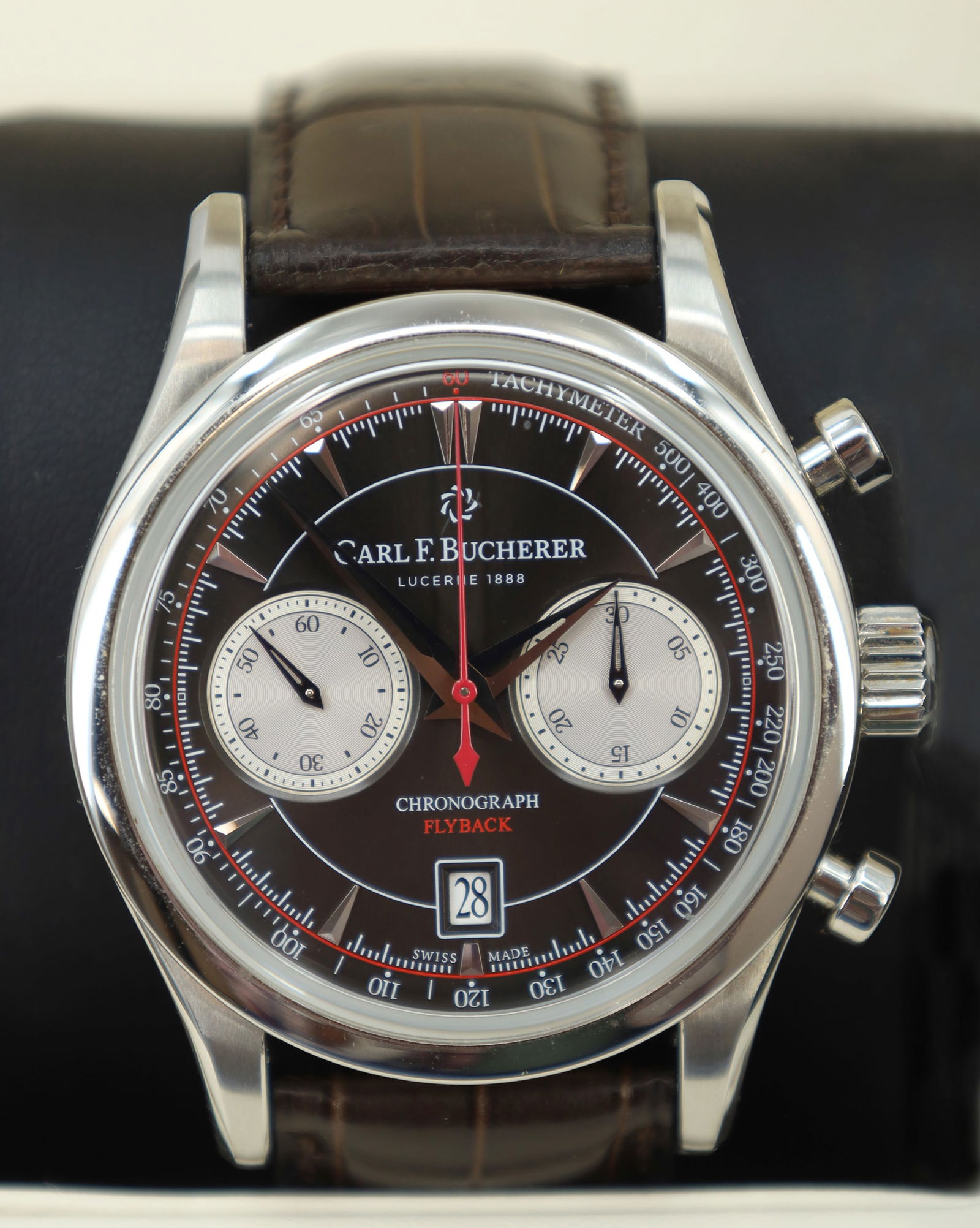 CARL F. BUCHERER. Manero. Flyback Chronograph. Fullset. Men's wristwatch. Switzerland.: German Description: Circa 43 mm Gehäusedurchmesser ohne Krone. Ref. 00.10919.08.33.02. Automatik. Kaliber CFB 1973. Werk läuft. Chronograph funktional. Edelstahlgehäuse mit Drücker