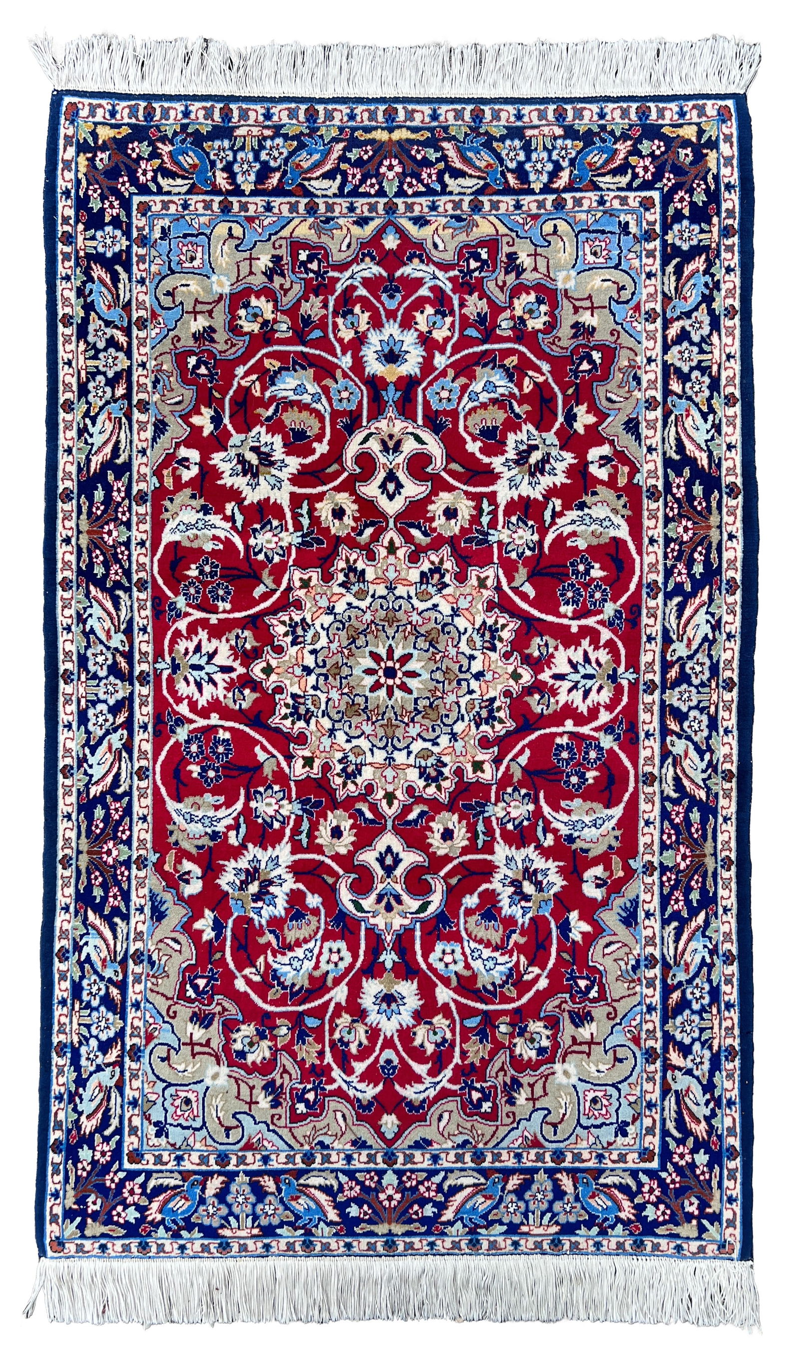 Isfahan. Orientteppich. Um 1990.: Circa 105 cm x 70 cm. Orientteppich. Iran. Perserteppich. Handgeknüpft. Korkwolle auf Seide. Zustand siehe Fotos. Kategorie: Teppiche und Textilien Approx. 105 cm x 70 cm. Oriental carpet. Iran.