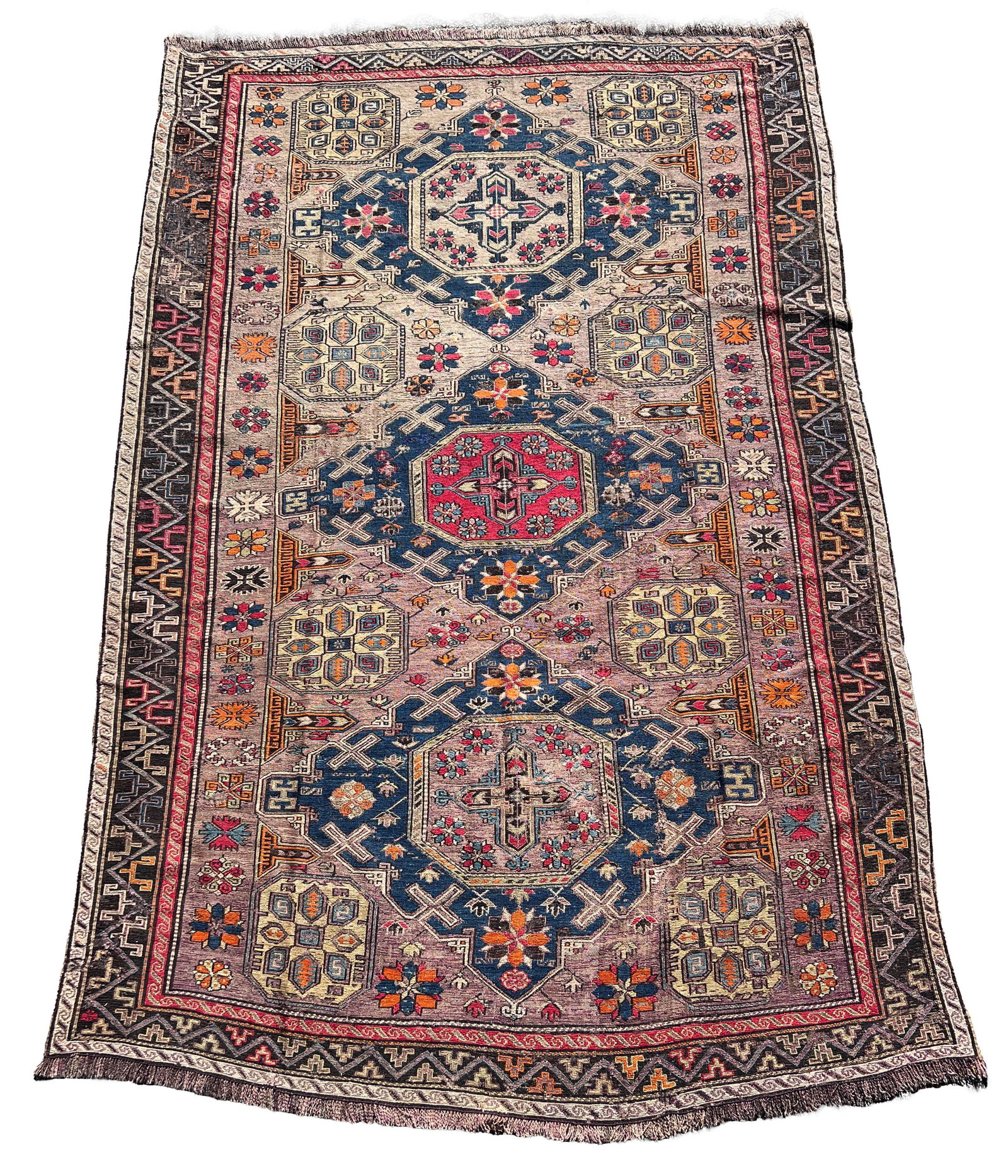 Sumakh. Caucasus. Approx. 285 cm x 192 cm. Circa 1900.: Orientteppich. Handgeknüpft. Wolle auf Wolle. Stellenweise dünn im Flor. Altersbedingte Gebrauchsspuren. Zustand siehe Fotos. Kategorie: Teppiche und Textilien Oriental rug. Hand-knotted. Wo