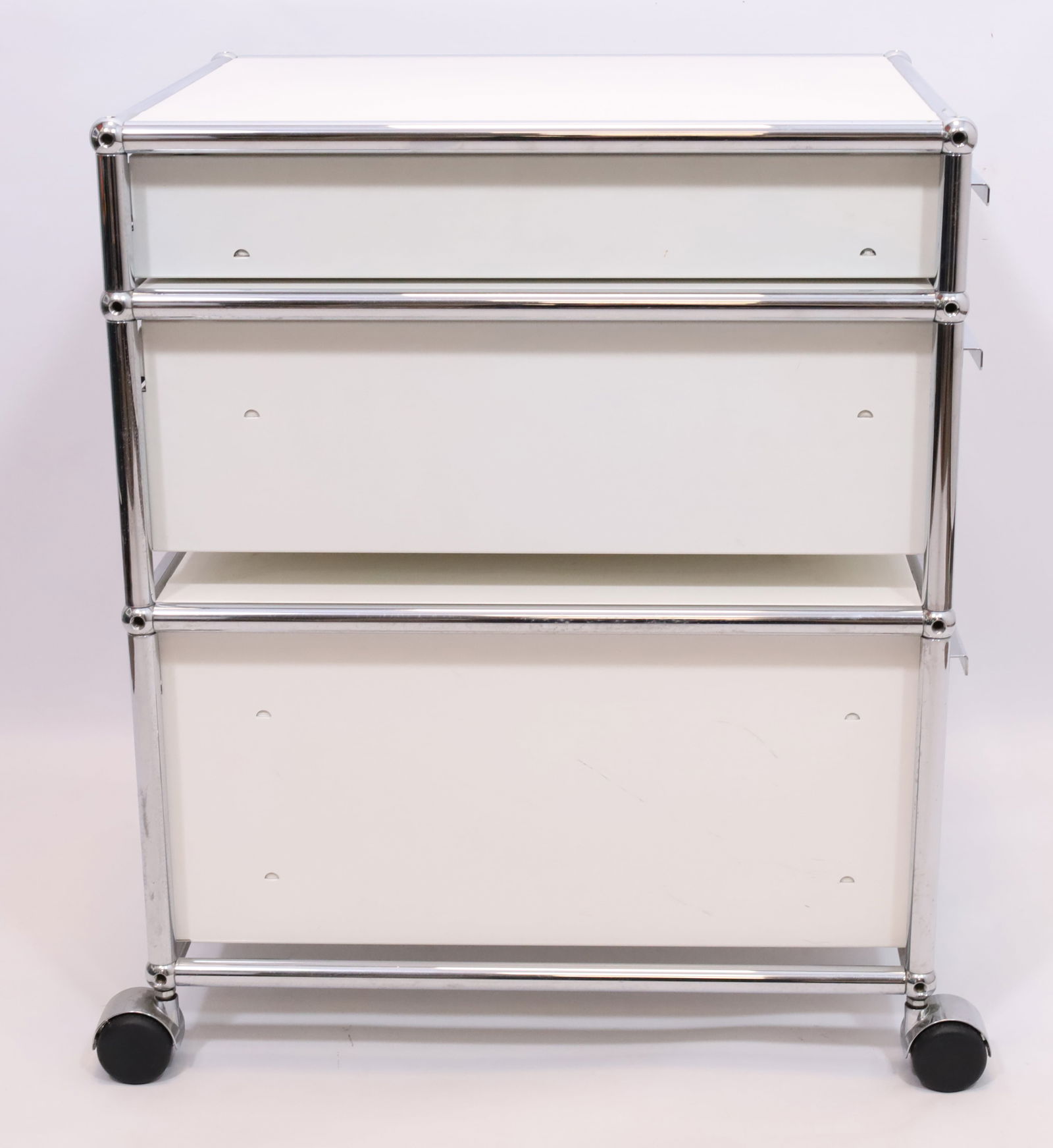 USM Haller. Rolling container. - 4