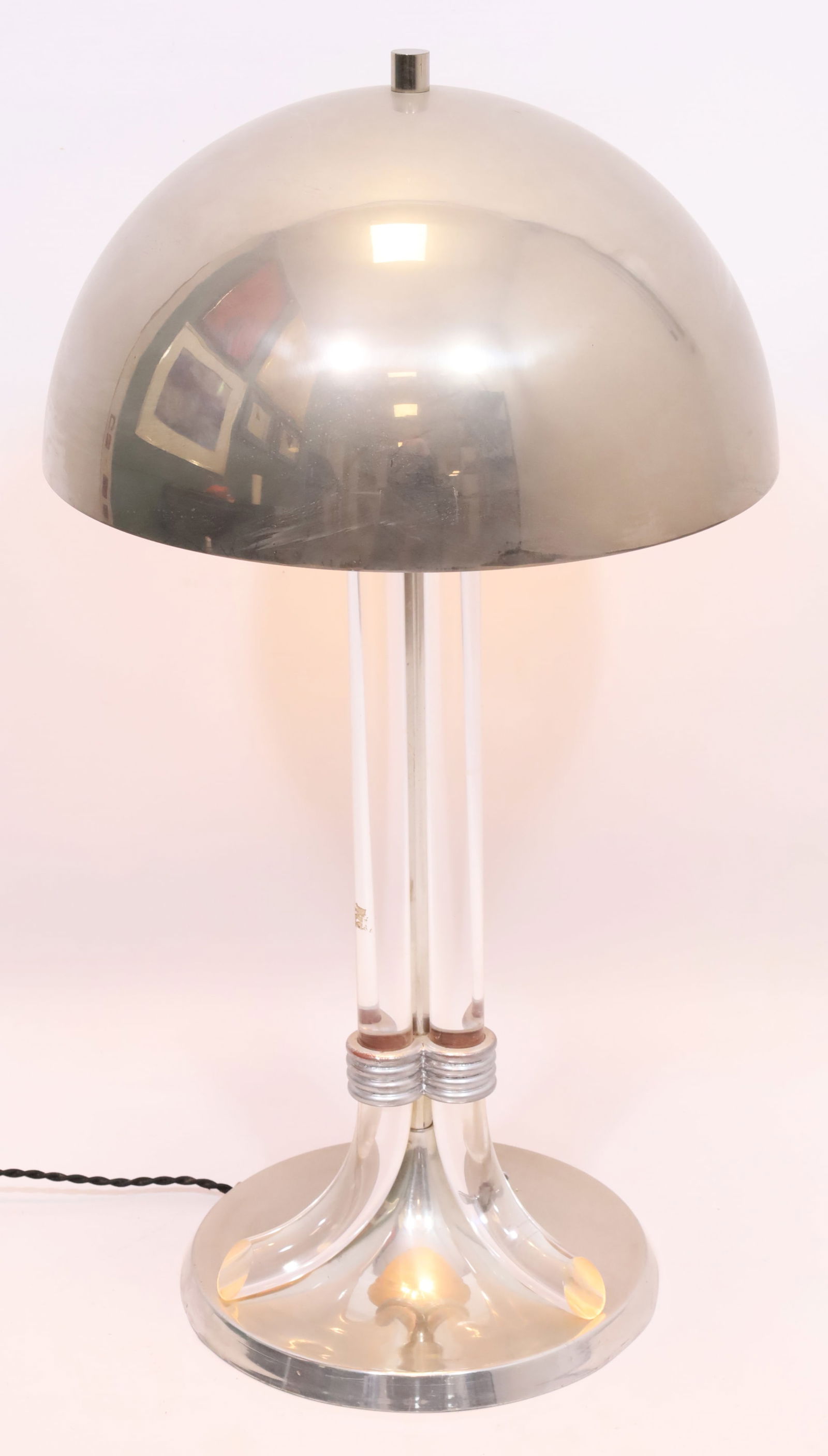 Table lamp ‘Hilton France’. Art Deco style. France. Mid-20th century. (1 of 11)