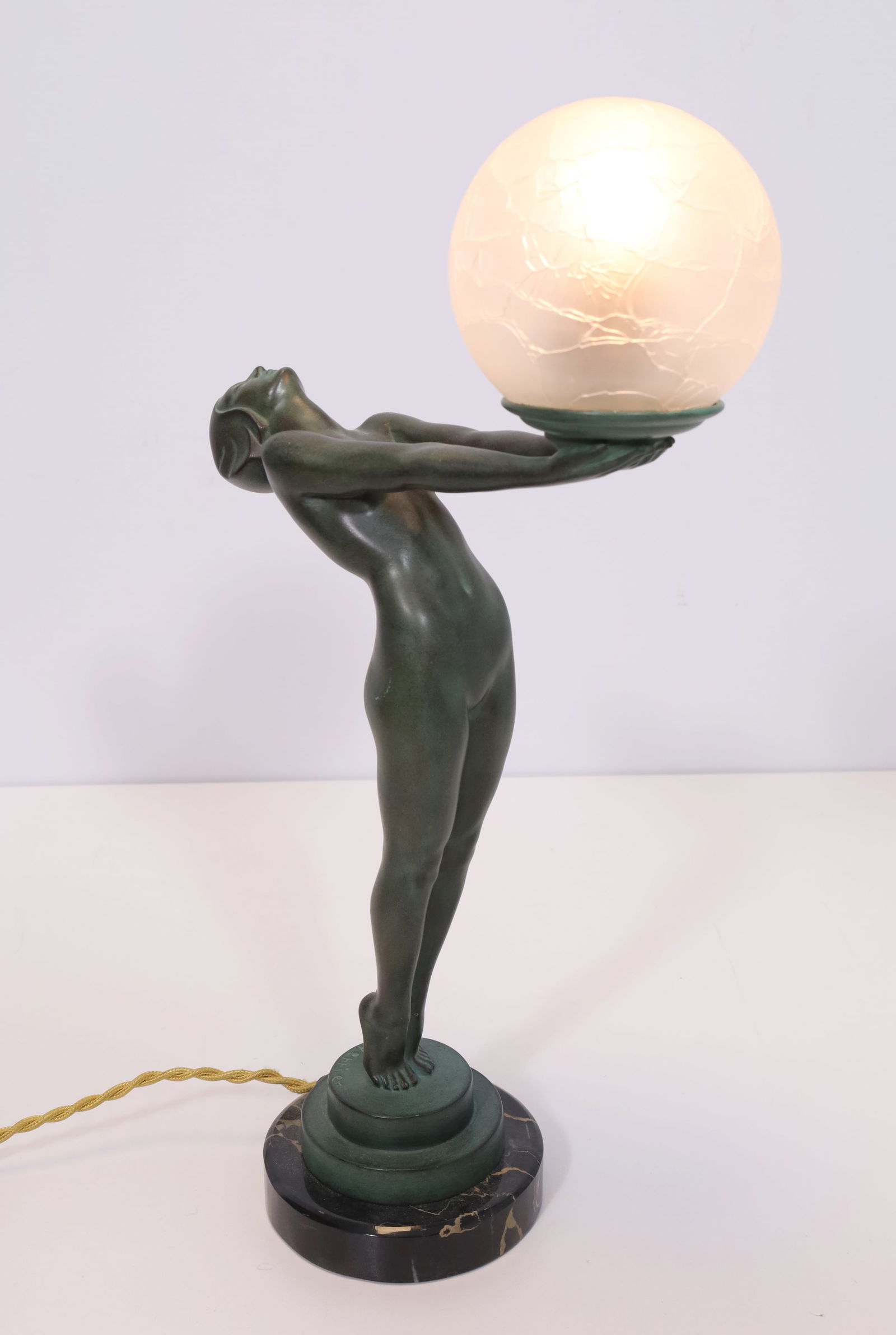 Max LE VERRIER (1891 - 1973). Table lamp ‘Le Clarté’. Art Deco. (1 of 12)