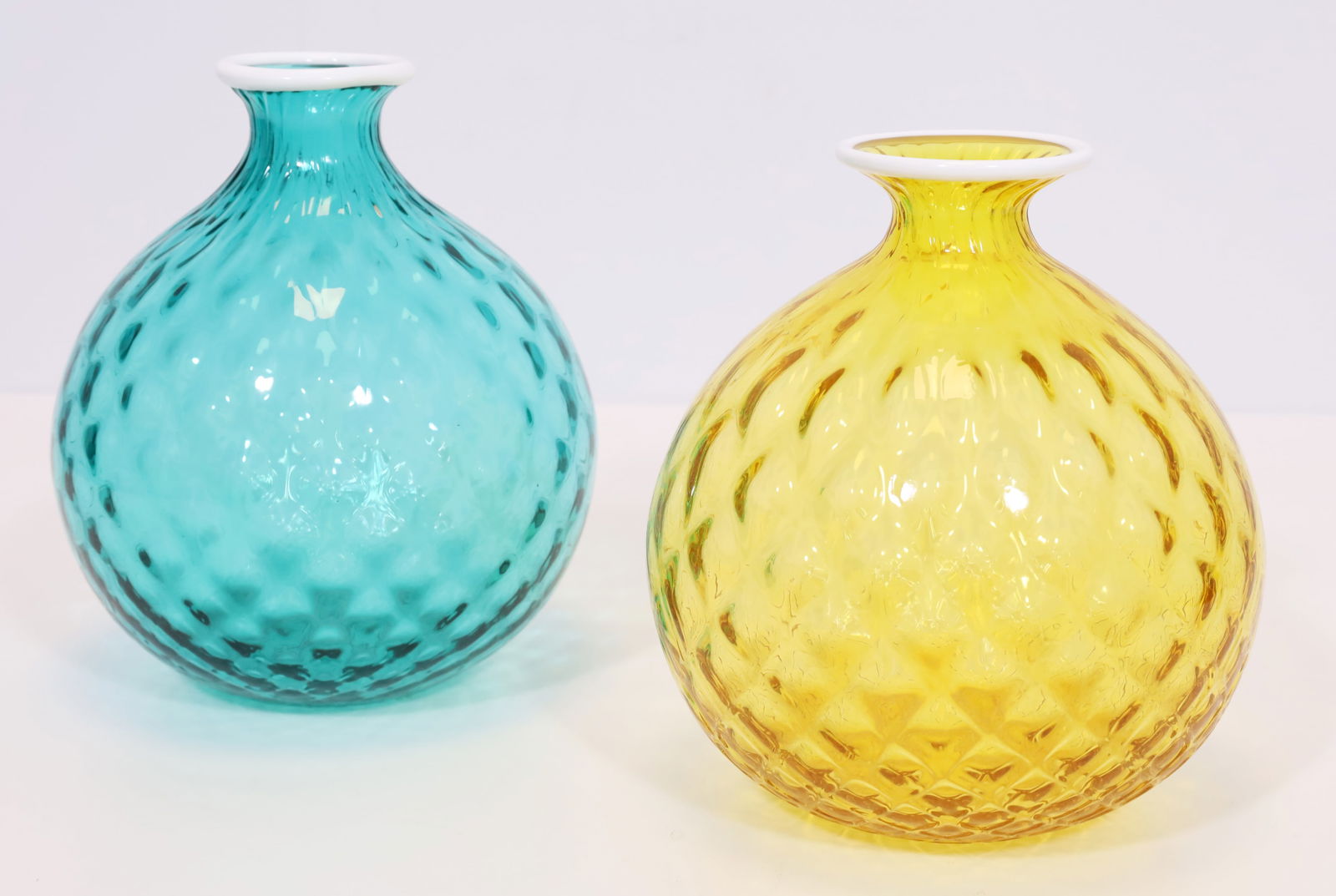 VENINI. 2 ‘Monofiori Balloton’ Murano glass vases. Italy. 1986/1988. (1 of 10)