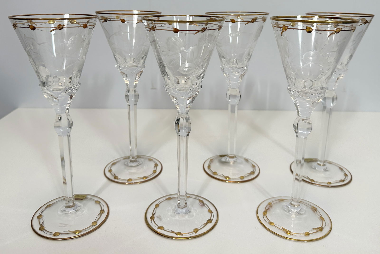 MOSER. 6 crystal glasses / white wine glasses. ‘Paula’. Rose cut. Karlsbad. (1 of 8)