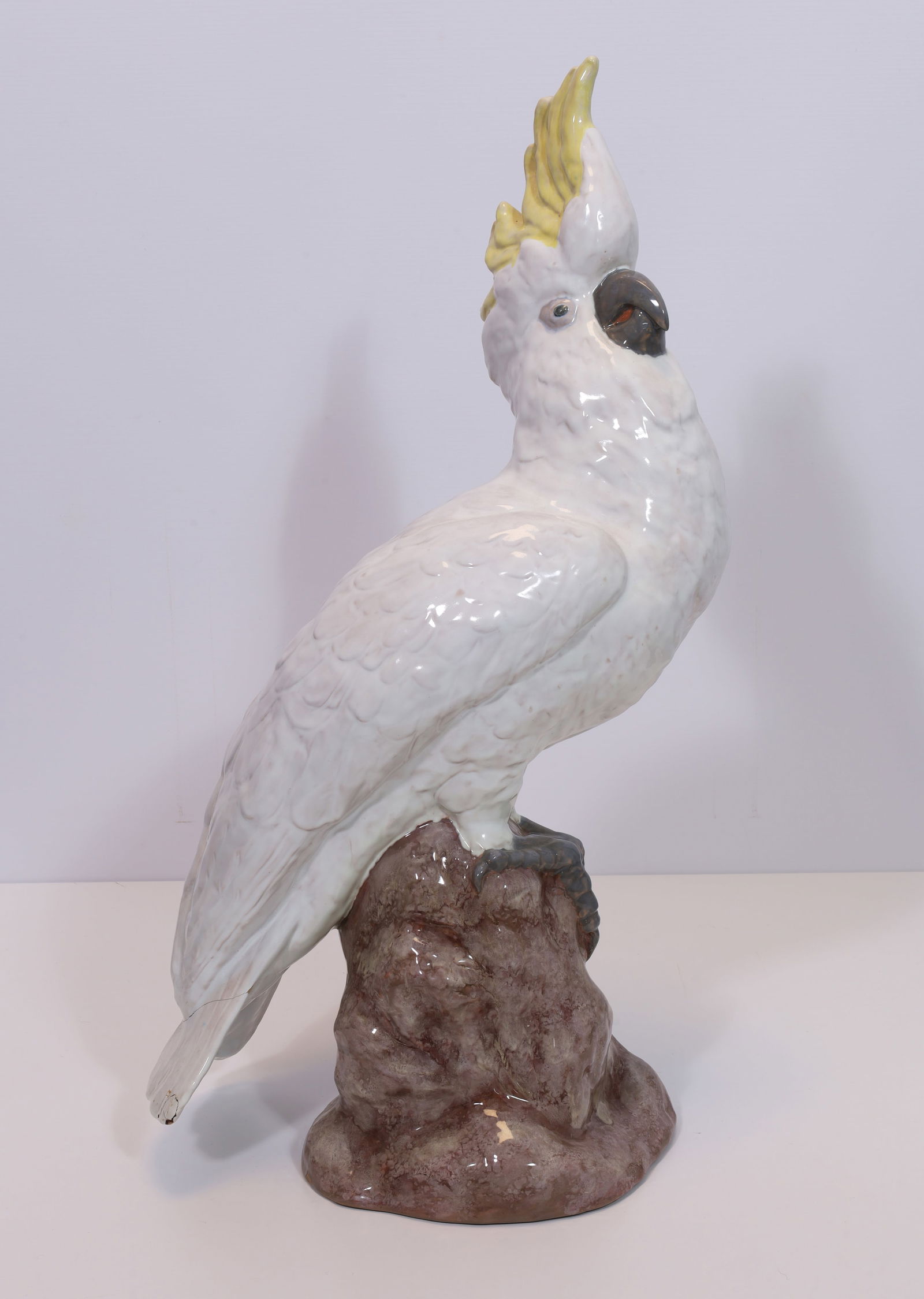 Karlsruhe MAJOLIKA. Large cockatoo. Emil POTTNER (1872–1942). (1 of 11)