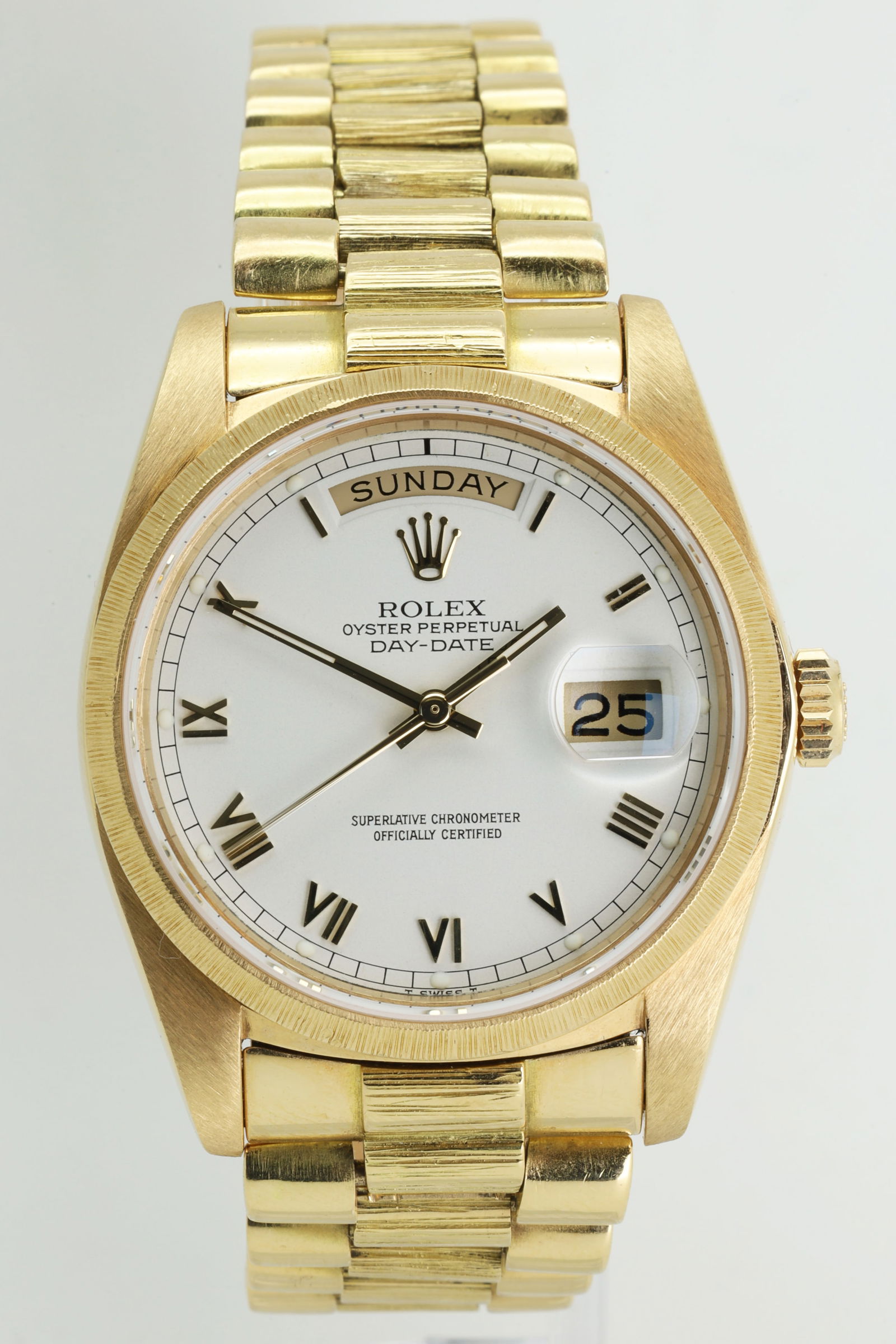 ROLEX. Day-Date. 18K yellow gold. Men's wristwatch. Switzerland. Circa 1980. (1 of 14)