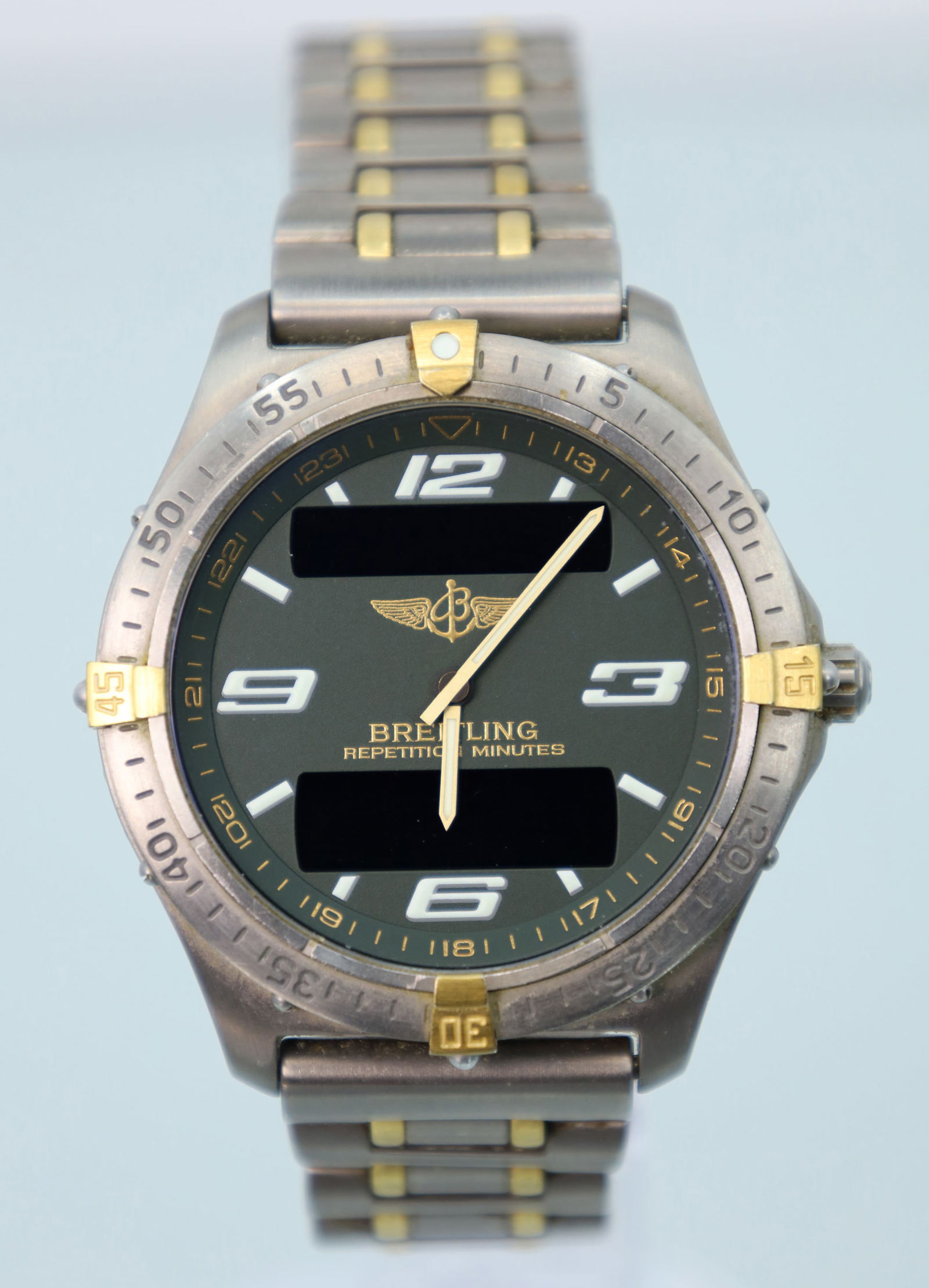BREITLING. Aerospace. Men's wristwatch. Switzerland. (1 of 7)