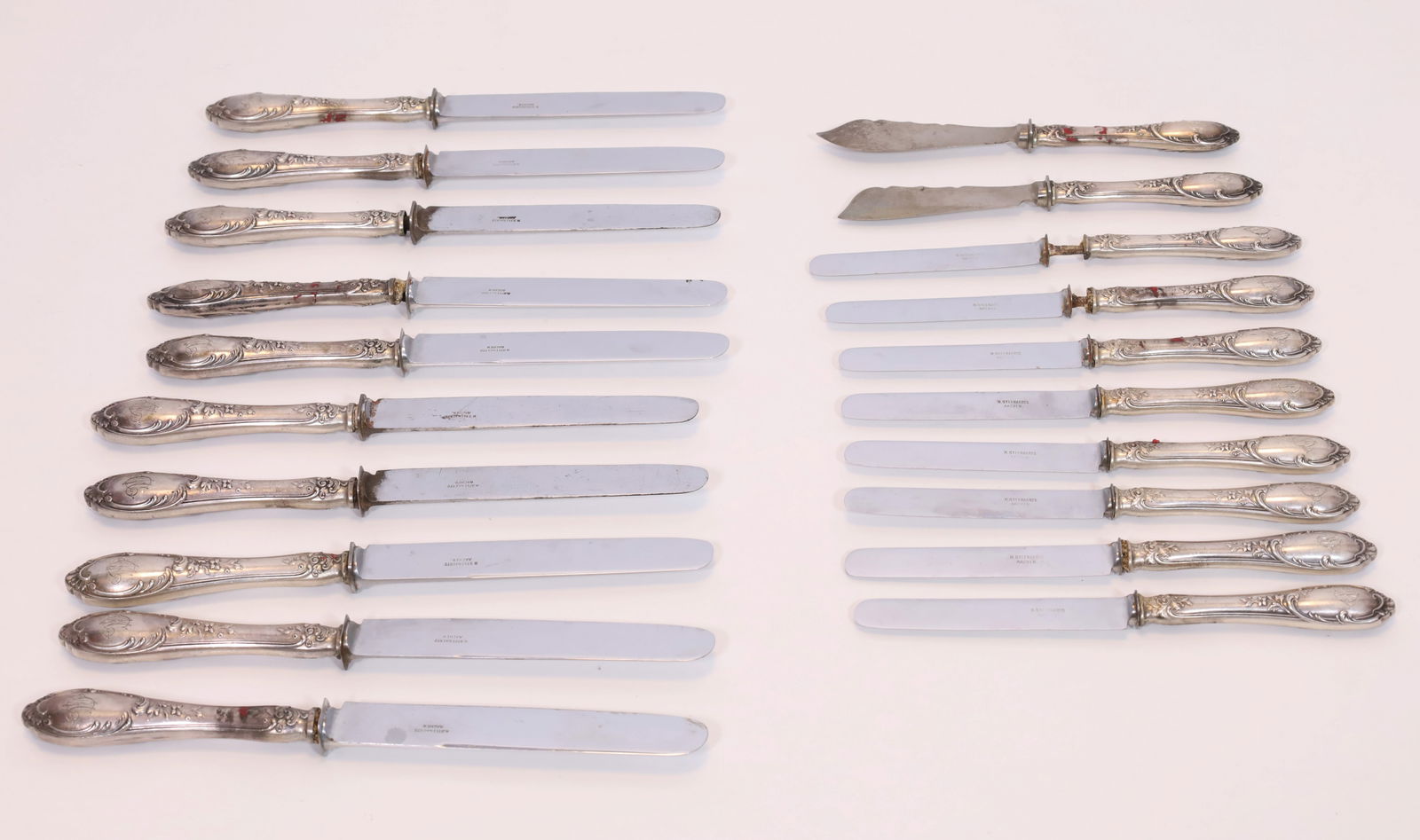 Set of 20 knives with silver handles. 800 sterling silver. (1 of 15)