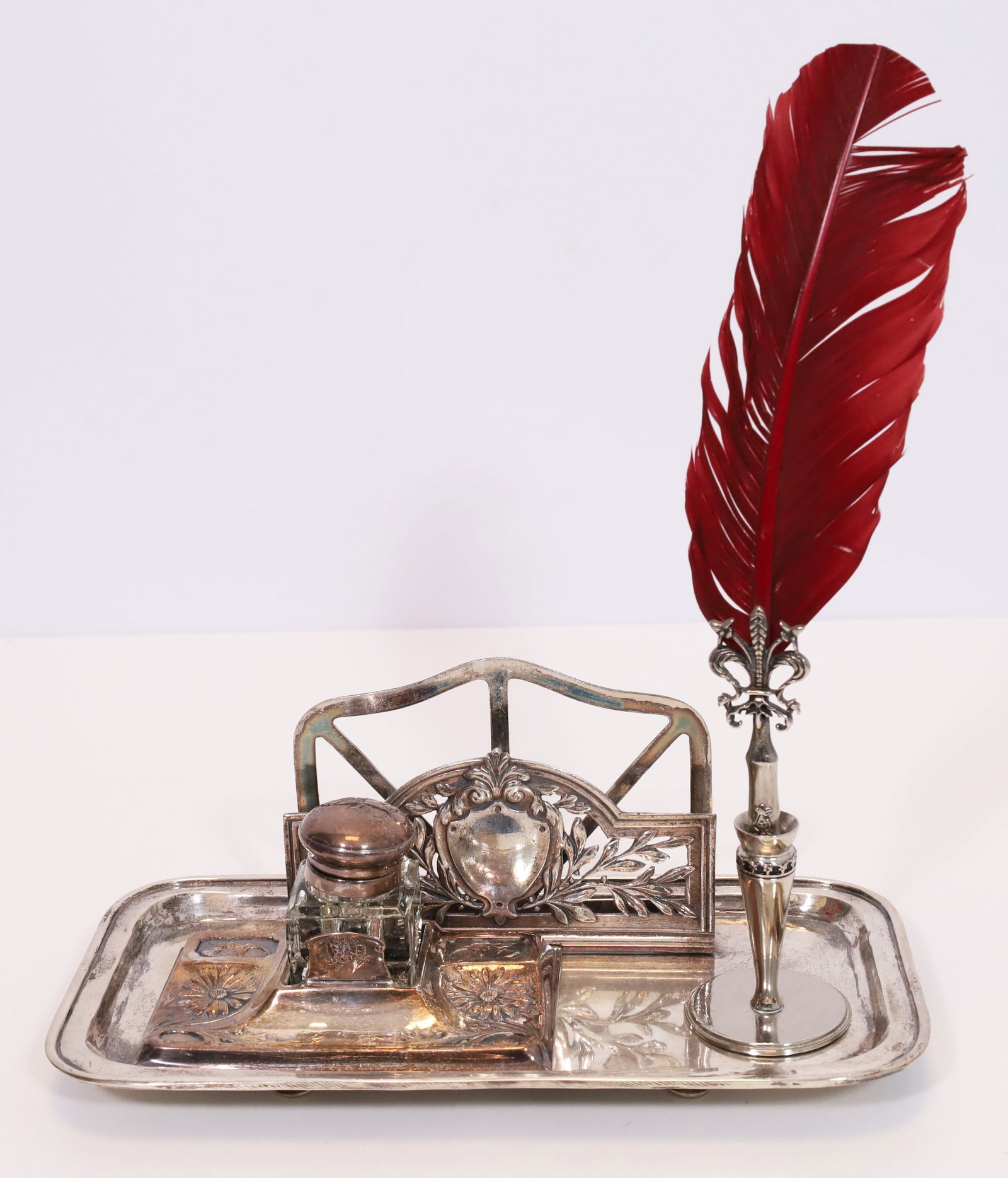 Desk set / desk attachment. 900 silver and partially silver-plated. (1 of 9)