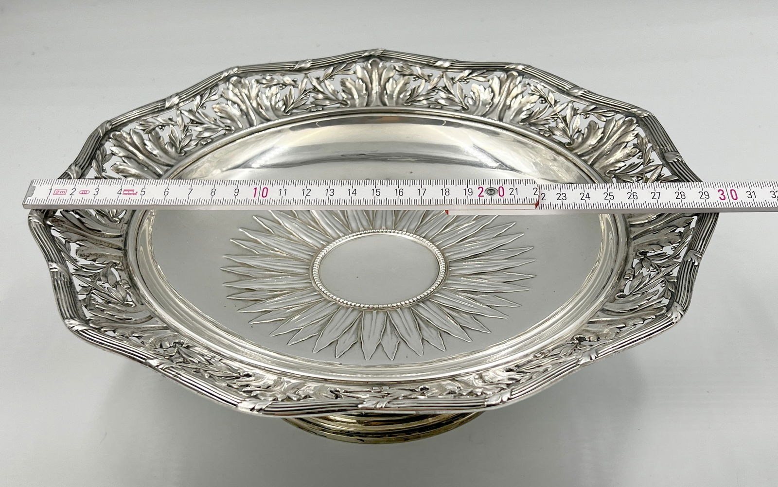 Centrepiece. 800 silver. - 10