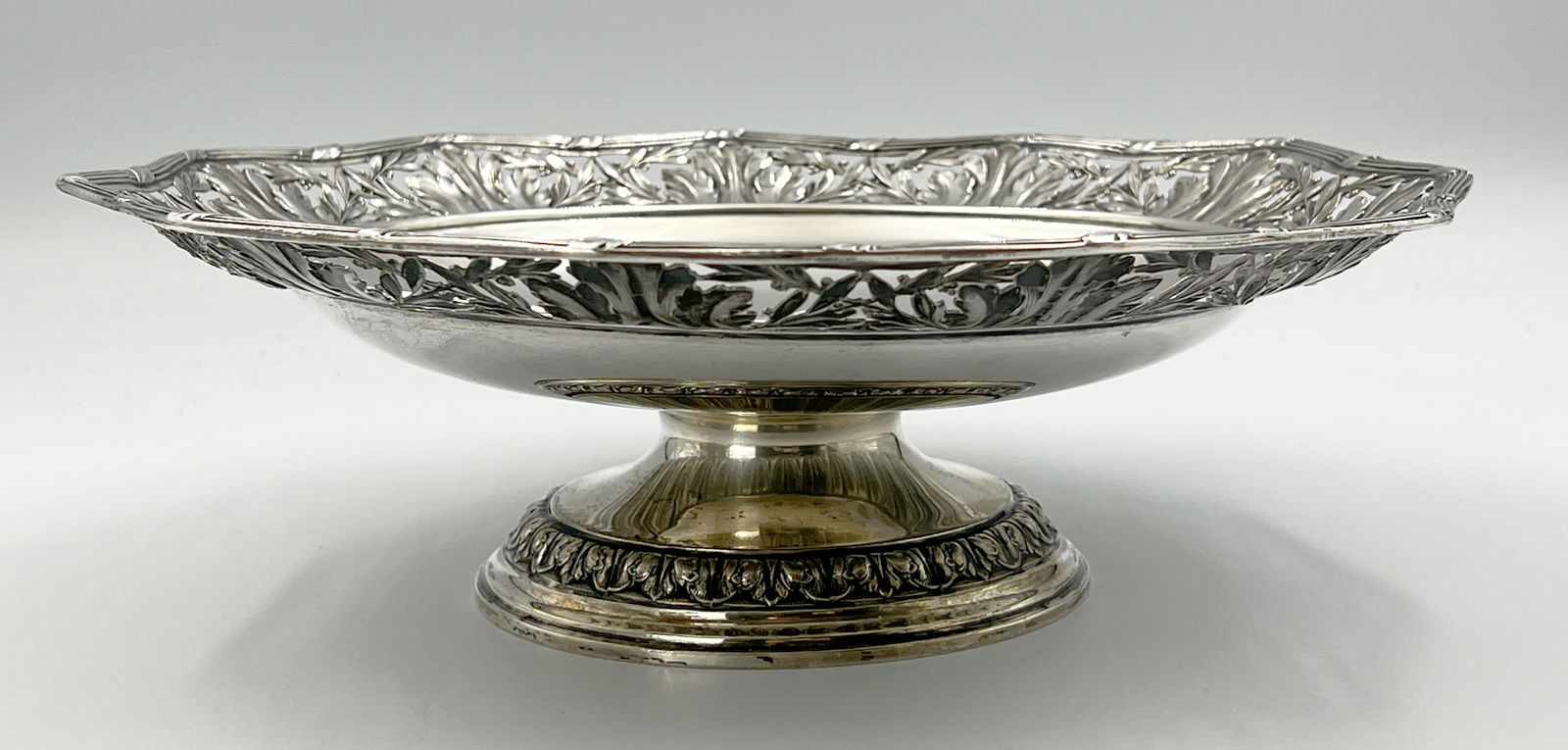 Centrepiece. 800 silver. - 2