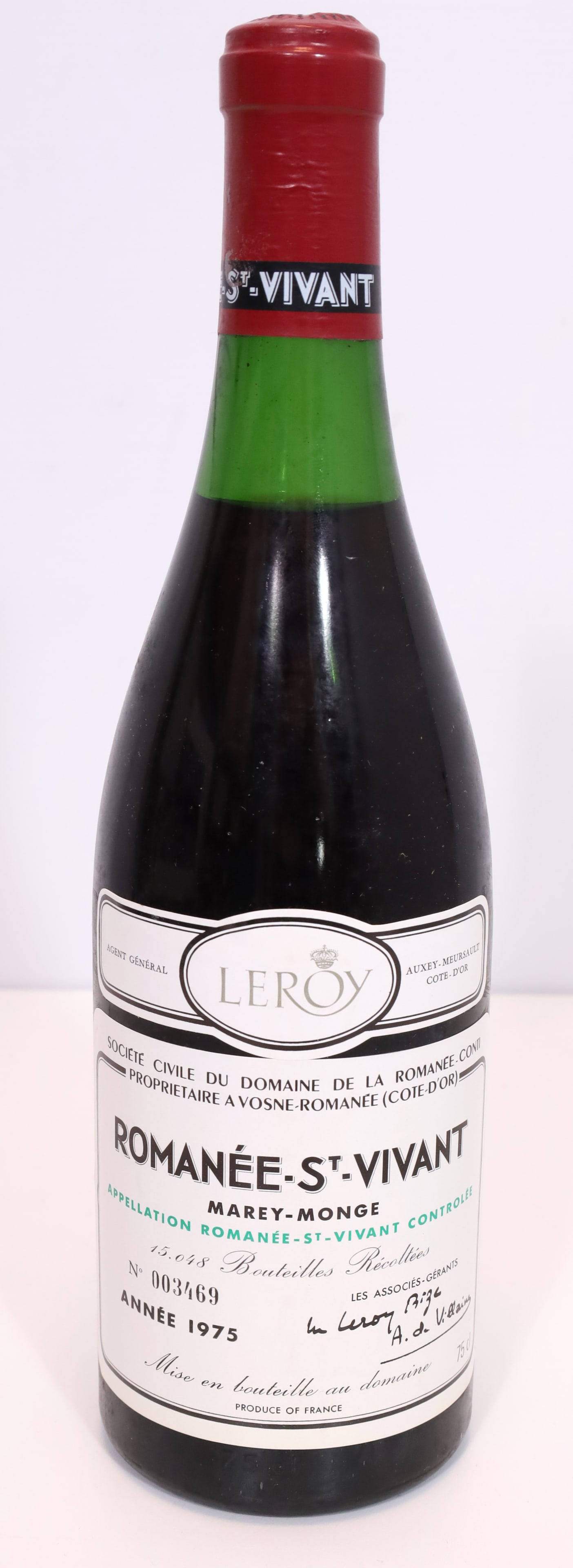 1 bottle of red wine. 1975 Romanée-Conti St.-Vivant. Grand Cru Monopole.: Red wine. 0.75 L. Number 003469. Stored in an air-conditioned wine cellar. See photos for condition. Category: Red wines / WinesPlease note shipping restrictions outside the EU! Only available to