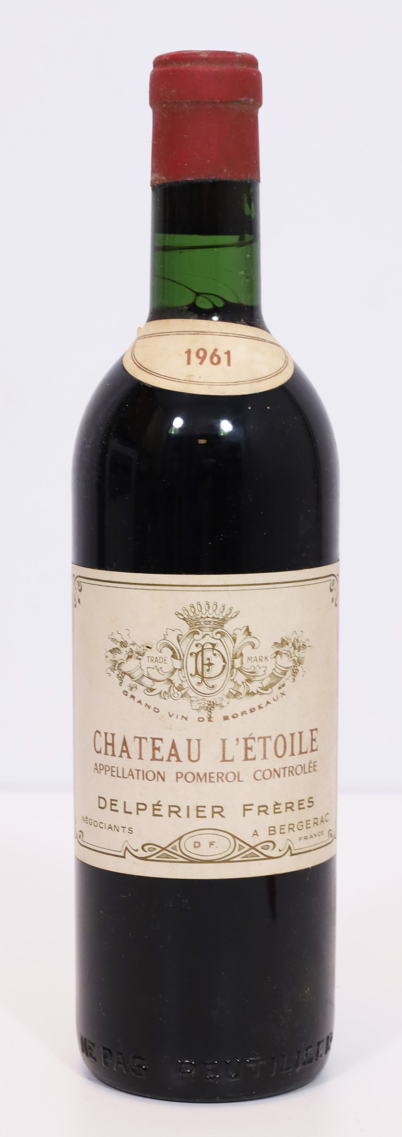 1 bottle of red wine. 1961 Château L'Étoile. Appellation Pomerol Contrôlée. (1 of 6)