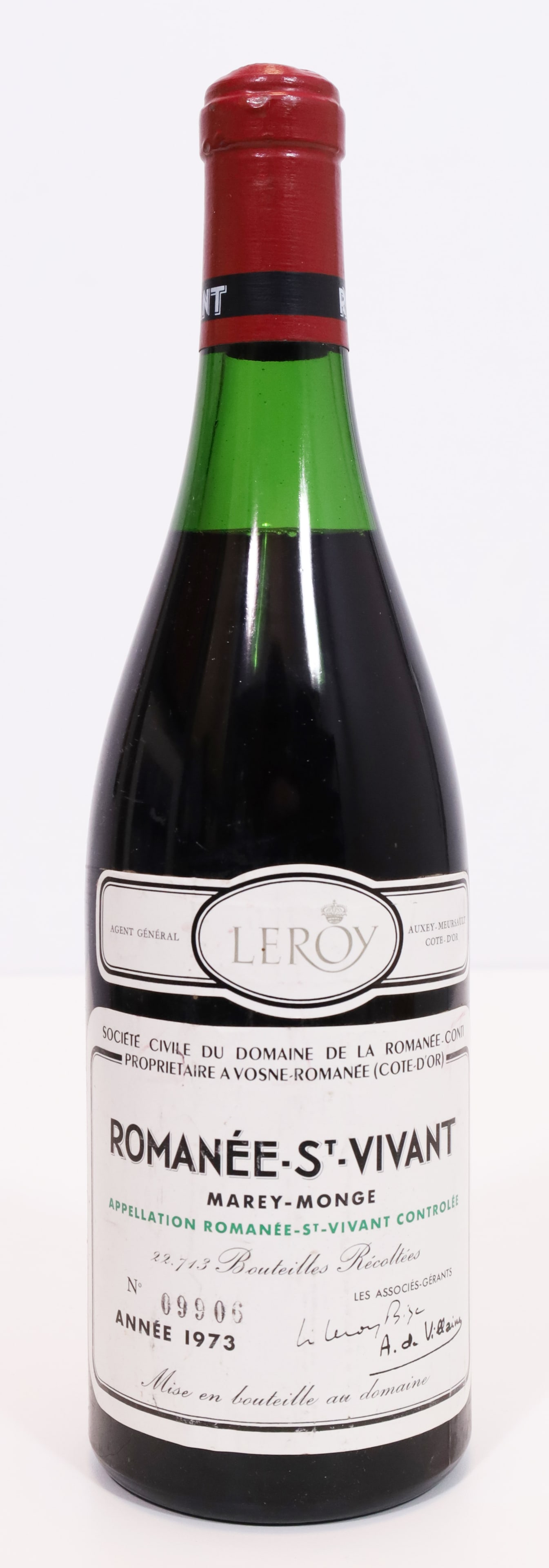 1 bottle of red wine. 1973 Romanée St.-Vivant. Romanée-Conti.: Red wine. 0.75 L. Number 009906. Stored in an air-conditioned wine cellar. See photos for condition. Category: Red wines / WinesPlease note shipping restrictions outside the EU! Only available to pers