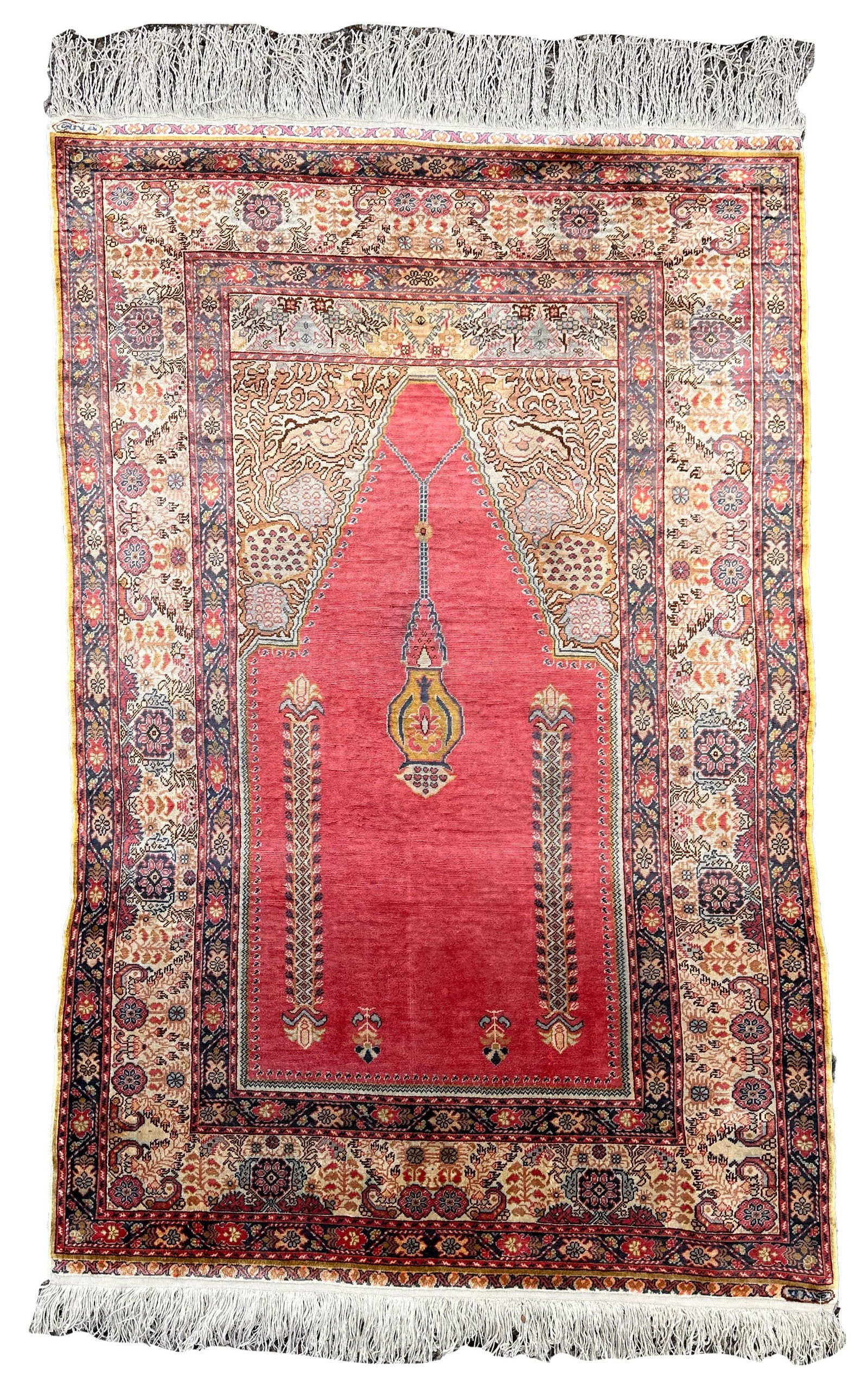 Hereke prayer rug. Silk. Turkey. Signed. Approx. 135 cm x 87 cm. Circa 1970. (1 of 8)