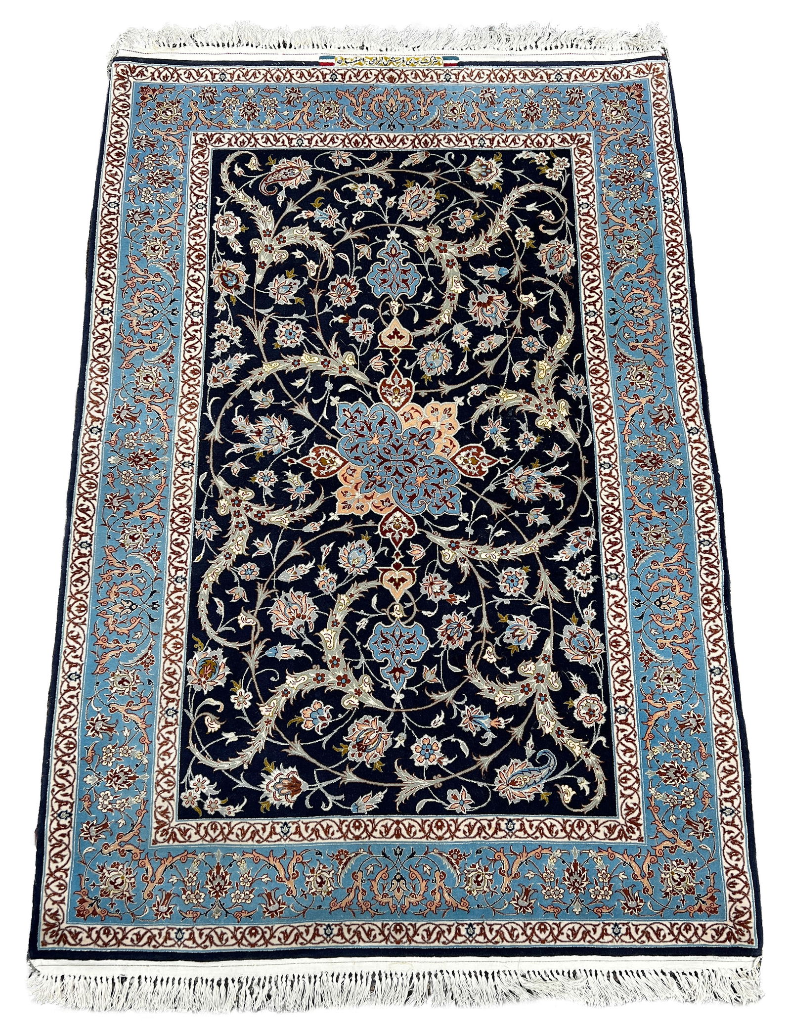 Isfahan. Signed. Approx. 166 cm x 115 cm. Circa 1990. (1 of 9)