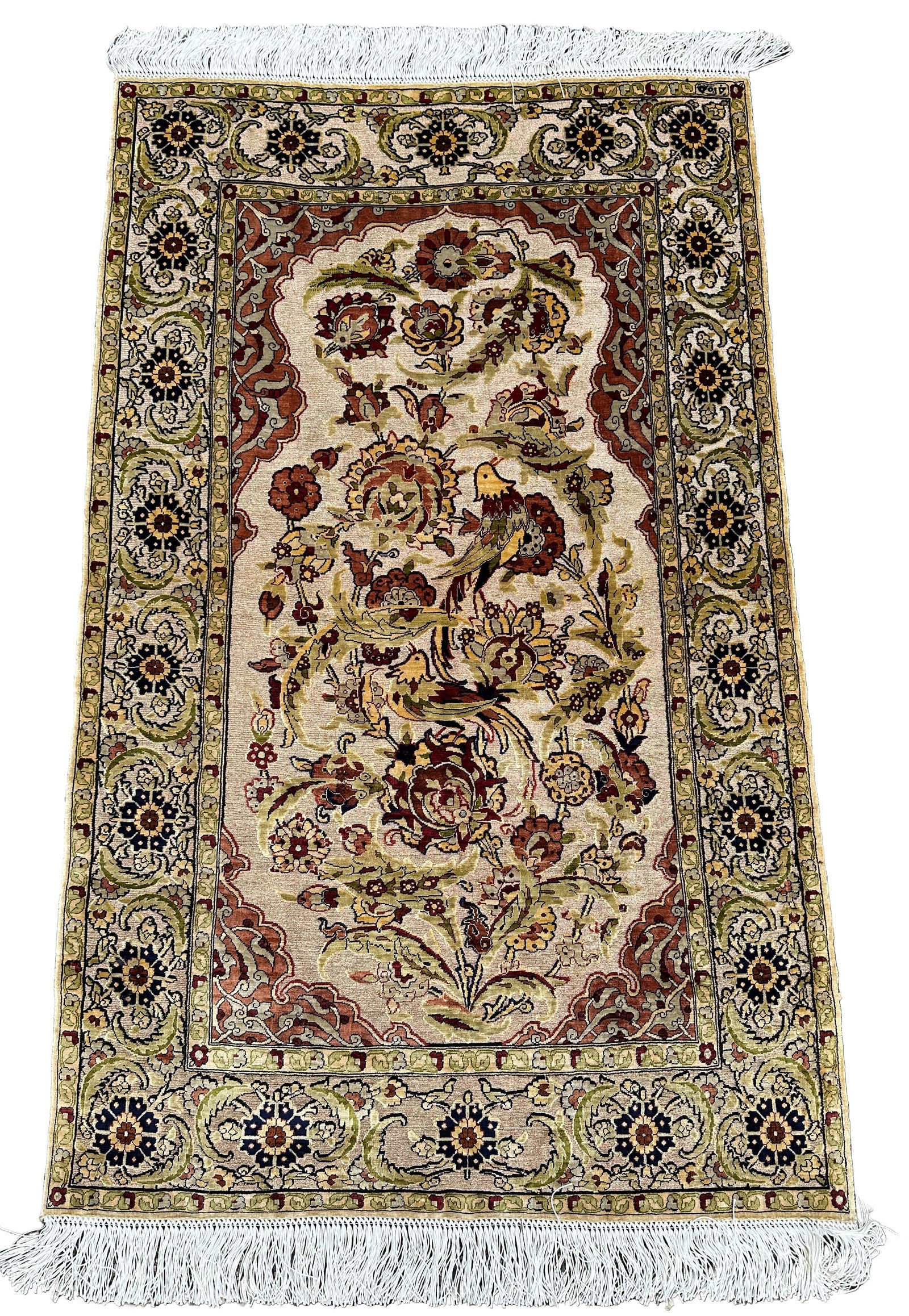 Hereke silk. Turkey. Approx. 118 cm x 73 cm. Circa 1980. (1 of 6)