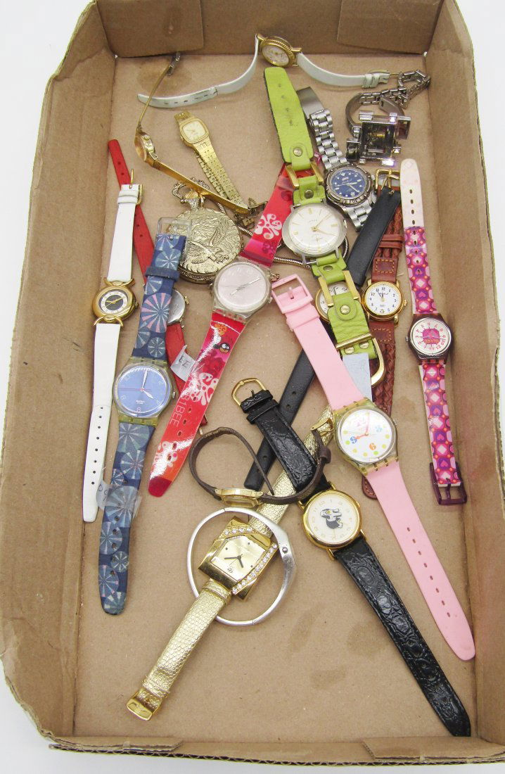 part lot of wristwatches Swatch, Kenneth Cole, Swiss, etc. (1 of 3)