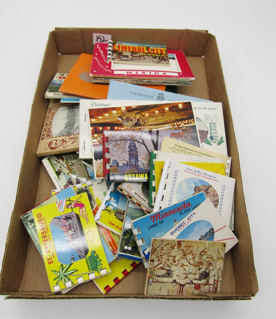 box lot of vintage travel souvenir post card booklets (1 of 1)