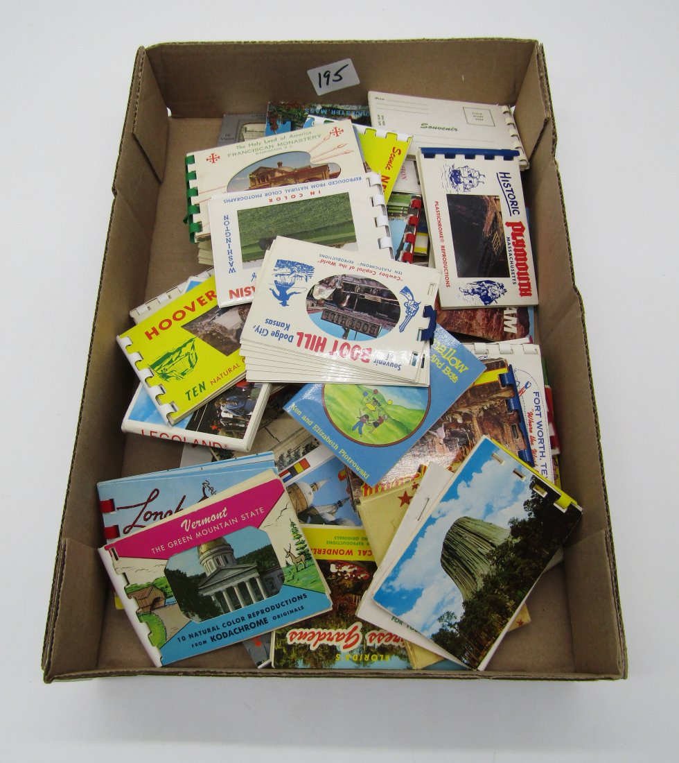 box lot of vintage travel souvenir post card booklets (1 of 1)