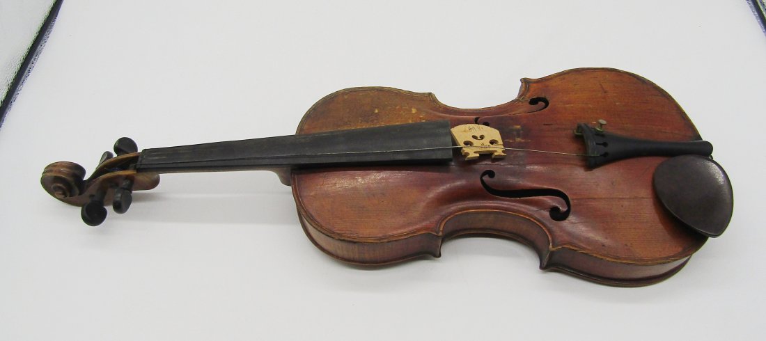 Antique Violin (1 of 6)