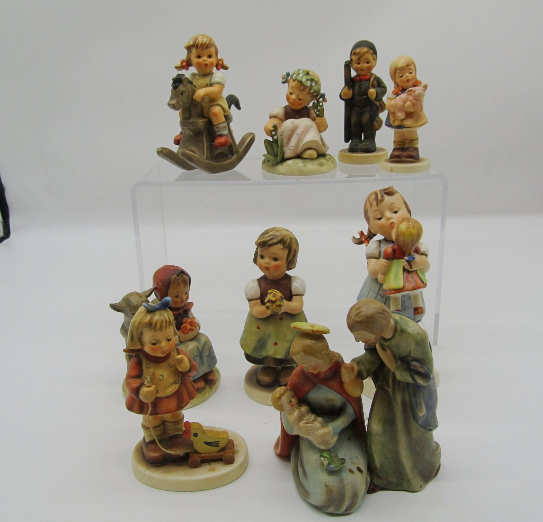 Collection of 9 Hummels (1 of 4)