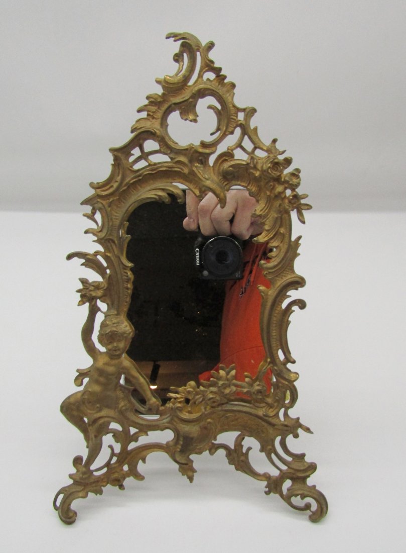 Antique brass table top picture frame (1 of 3)