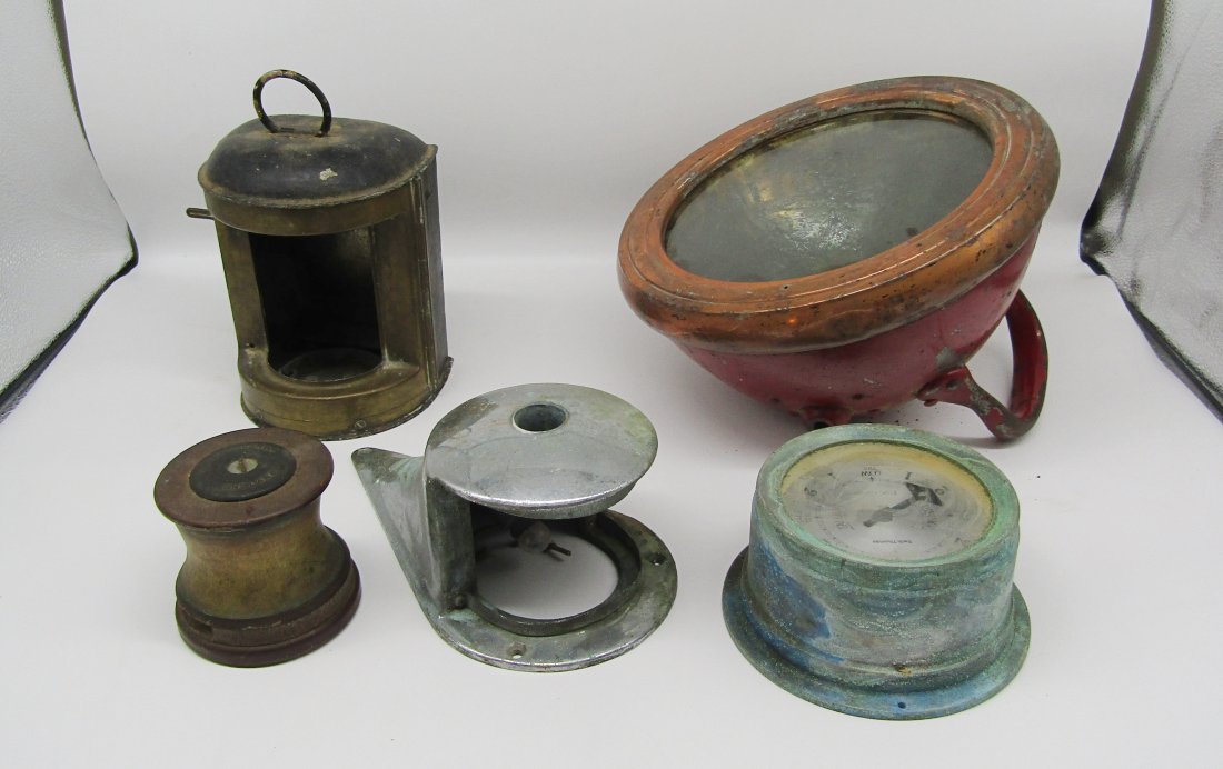 grouping of vintage Nautical, boat items: grouping of vintage boat, Nautical items. Perko lanterns, chrome boat light, metal spot light, TUGH rope holder, Seth Thomas Tide guard. most as-is. the rope holder turns and clicks. light and lantern