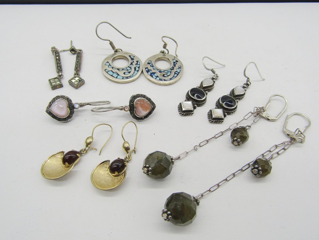 6 pair of vintage sterling screw back earrings: nice estate lot of sterling dangling earrings. Marcasite, MOP, Onyx, turquoise, crystal, etc.