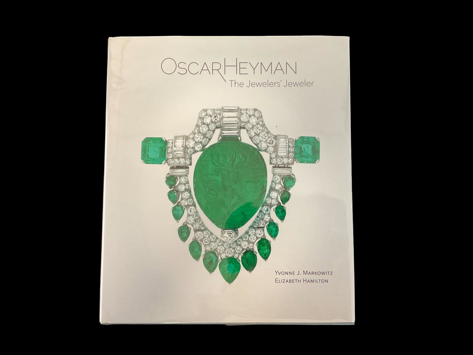 Oscar Heyman The Jeweler's Jeweler by Yvonne J Makowitz and Elizabeth Hamilton 2017: Oscar Heyman: The Jeweler's Jeweler, Yvonne J Makowitz and Elizabeth Hamilton, MFA Publications, Museum of Fine Arts Boston, 2017. With Dust Jacket in Protective Mylar Sleeve, ISBN 9780878468362. Cond