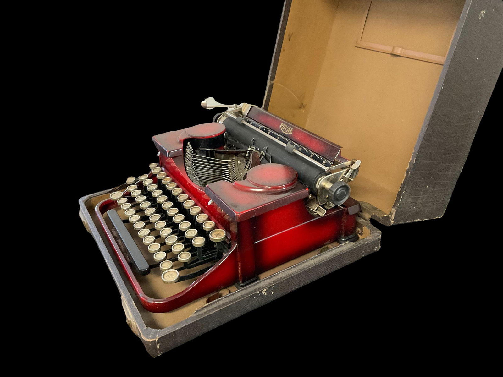 Royal Portable Typewriter in Case Serial No. P265175 (1 of 12)