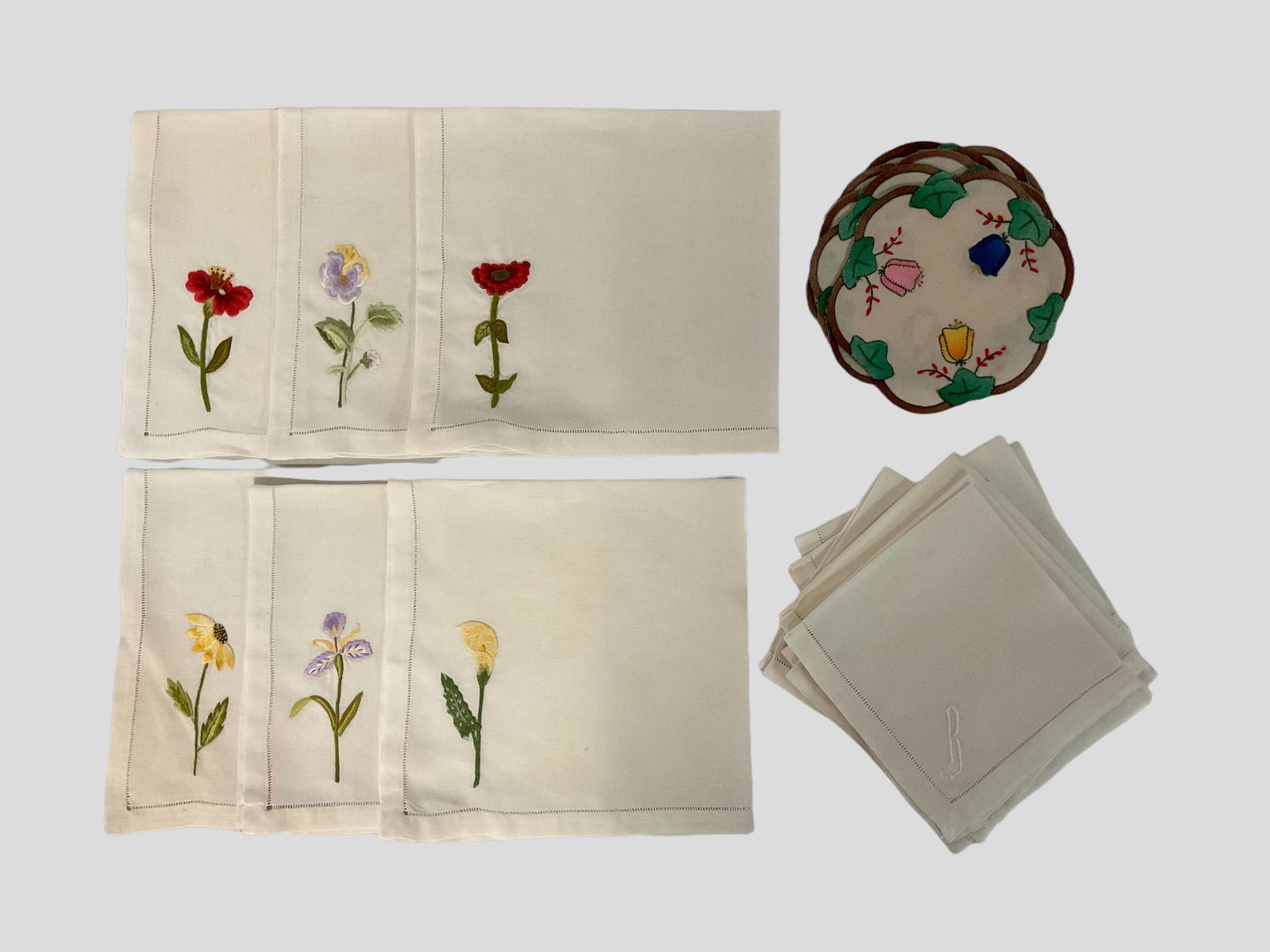 Set of 24 Linen Napkins and Appliqued Coasters: Set of 24 Linen Napkins and Appliqued Coasters, Set of 6 Appliqued Coasters, approximately 6" diameter, slight tears on some leaves, Set of 12 Linen Cocktail Napkins monogrammed with "B", approximatel