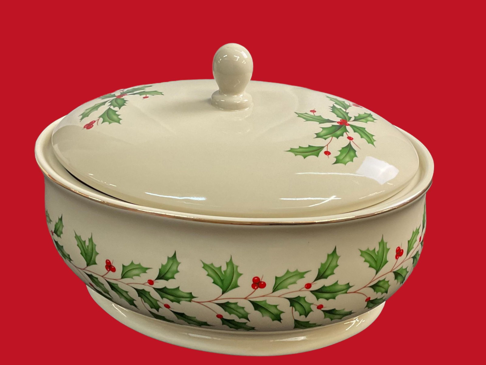 Lenox Holiday Covered Dish with Box: Lenox Holiday Covered Dish with Box, Porcelain with Gold Trim, 64 oz. capacity, Measures 9 3/4" x 6 1/2", Condition very good, see photographs
