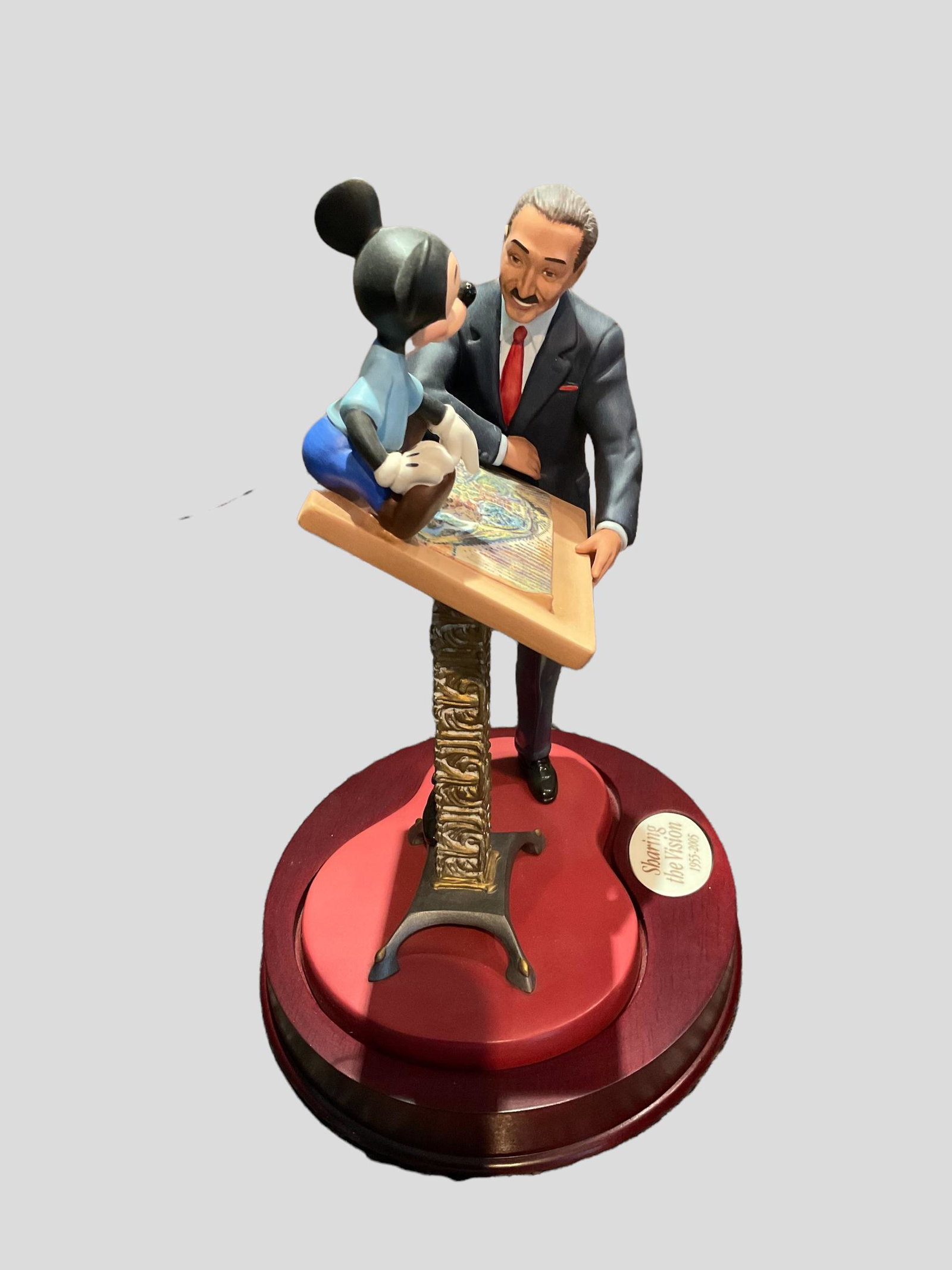 Walt Disney Classics Collection Walt and Mickey Sharing the Vision Limited Edition with COA and Box: Walt Disney Classics Collection Walt and Mickey Sharing the Vision Limited Edition 7 of 1,955, Sculpted by Kent Melton, with COA and Box, Measures 6 1/2" W x 9" H x 6" D, Condition very good, see phot