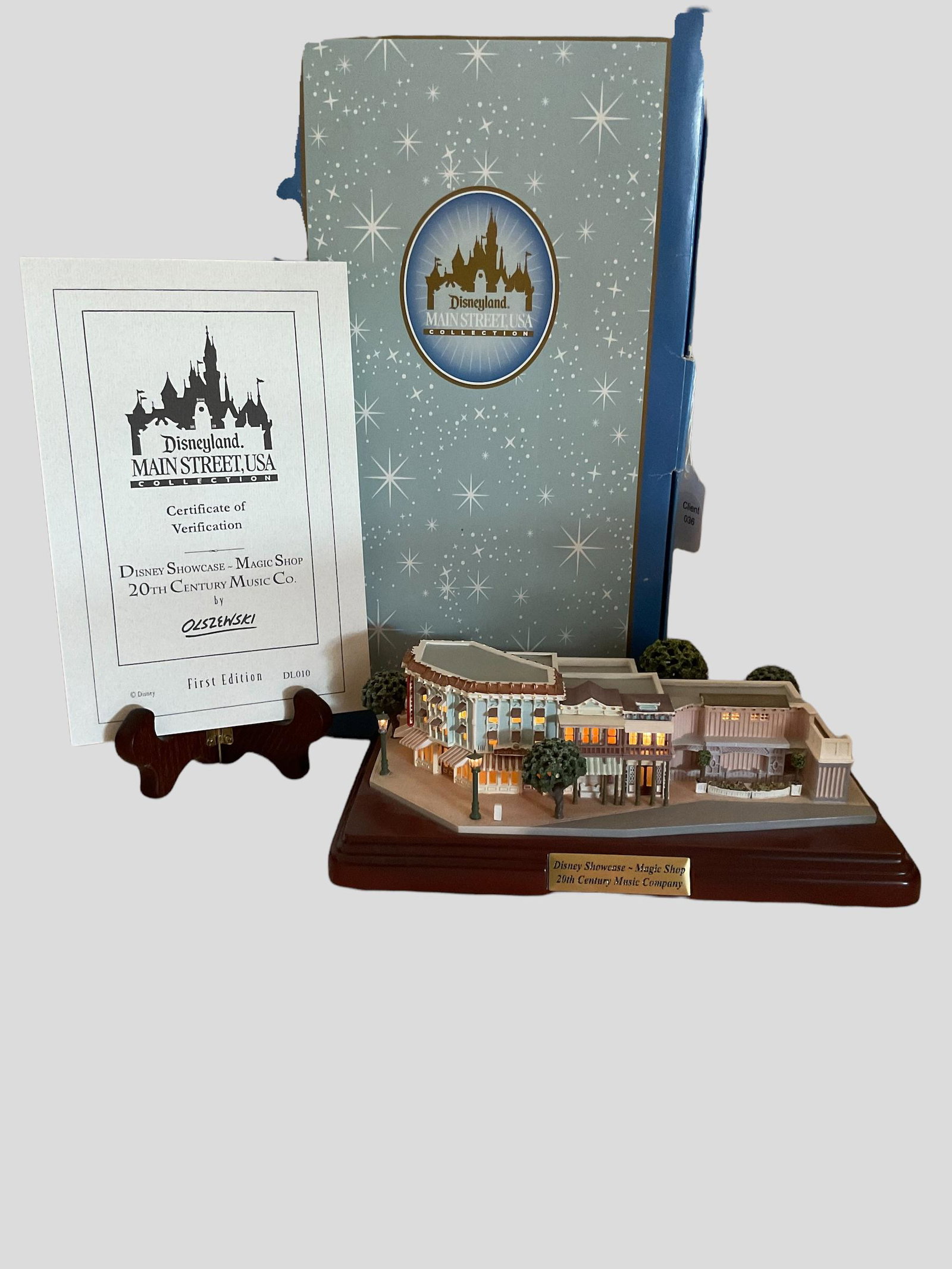 Disneyland Main Street USA Collection Disney Showcase Magic Shop 20th Century Music Co. First: Disneyland Main Street USA Collection Disney Showcase Magic Shop 20th Century Music Co. First Edition with COA and Box, by Robert Olszewski Master Artist, Measures 9" L x 5 1/2"W x 3" H, Condition goo