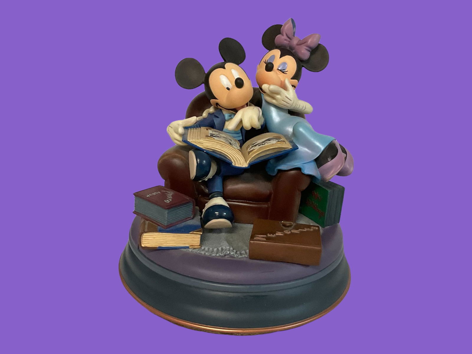 The Walt Disney Gallery 75 Years Together Mickey Mouse Minnie Mouse (1 of 9)