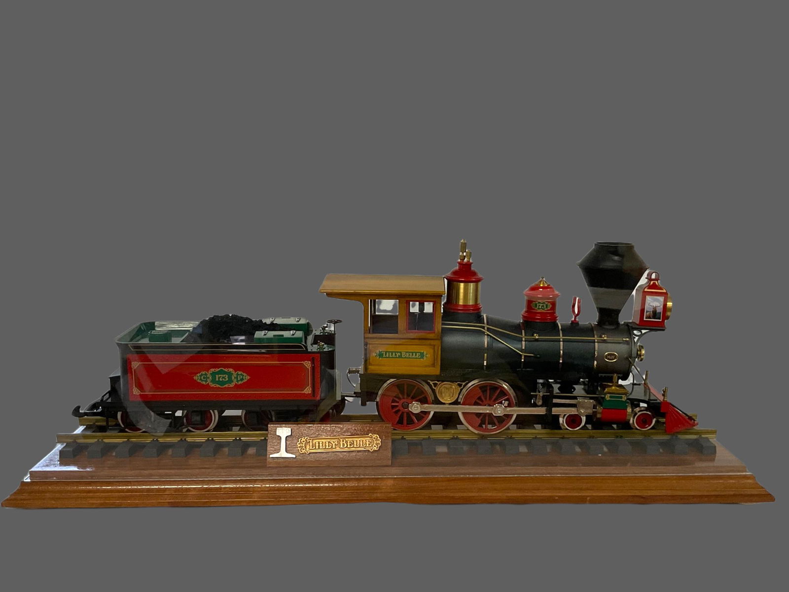 Walt Disney's Lilly Belle Large Scale Electric Train Fiftieth Anniversary 1950 2000 with Box (1 of 19)