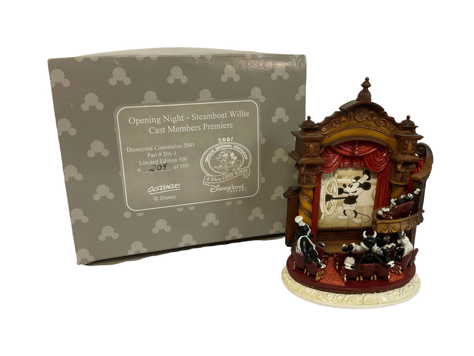 Disney Showcase Collection Opening Night Steamboat Willie Cast Members Premier Olszewski Limited Ed. (1 of 8)