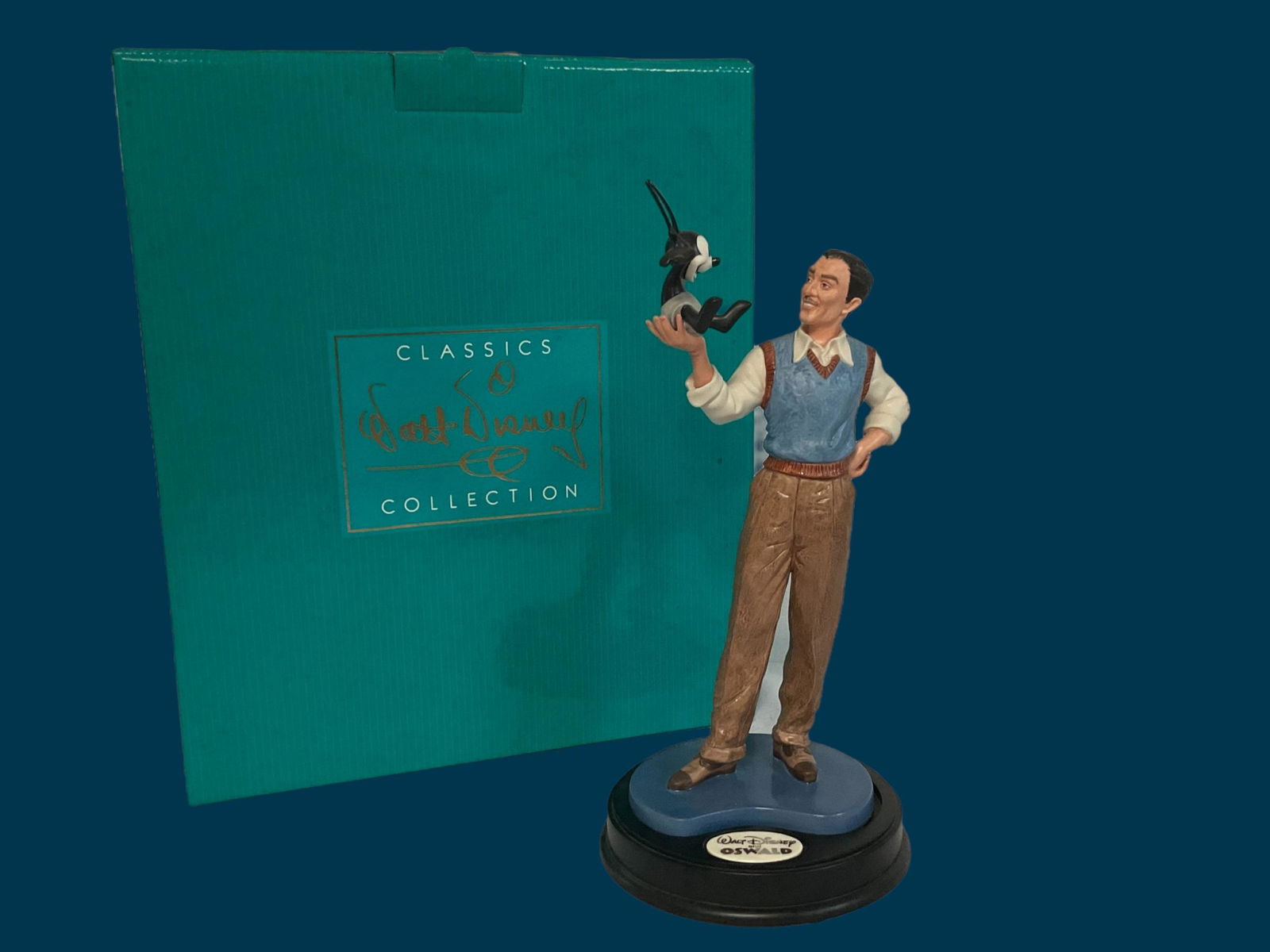 Walt Disney Classics Collection Walt and Oswald The Lucky Rabbit with Box (1 of 7)